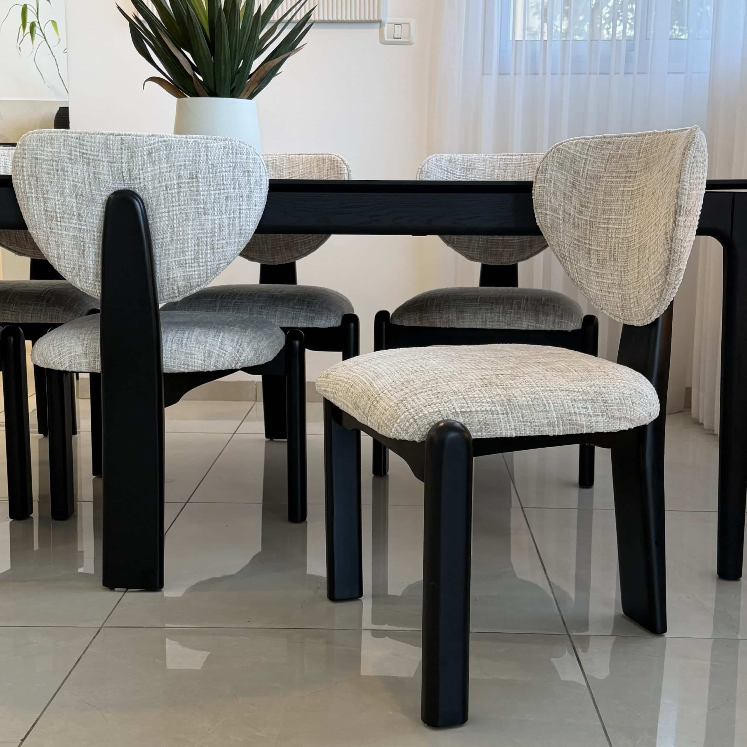 כיסא מעוצב ונוח דגם ונוס רגל עץ מלא | בעיצוב אישי כיסא מעוצב ונוח דגם ונוס רגל עץ מלא | בעיצוב אישי