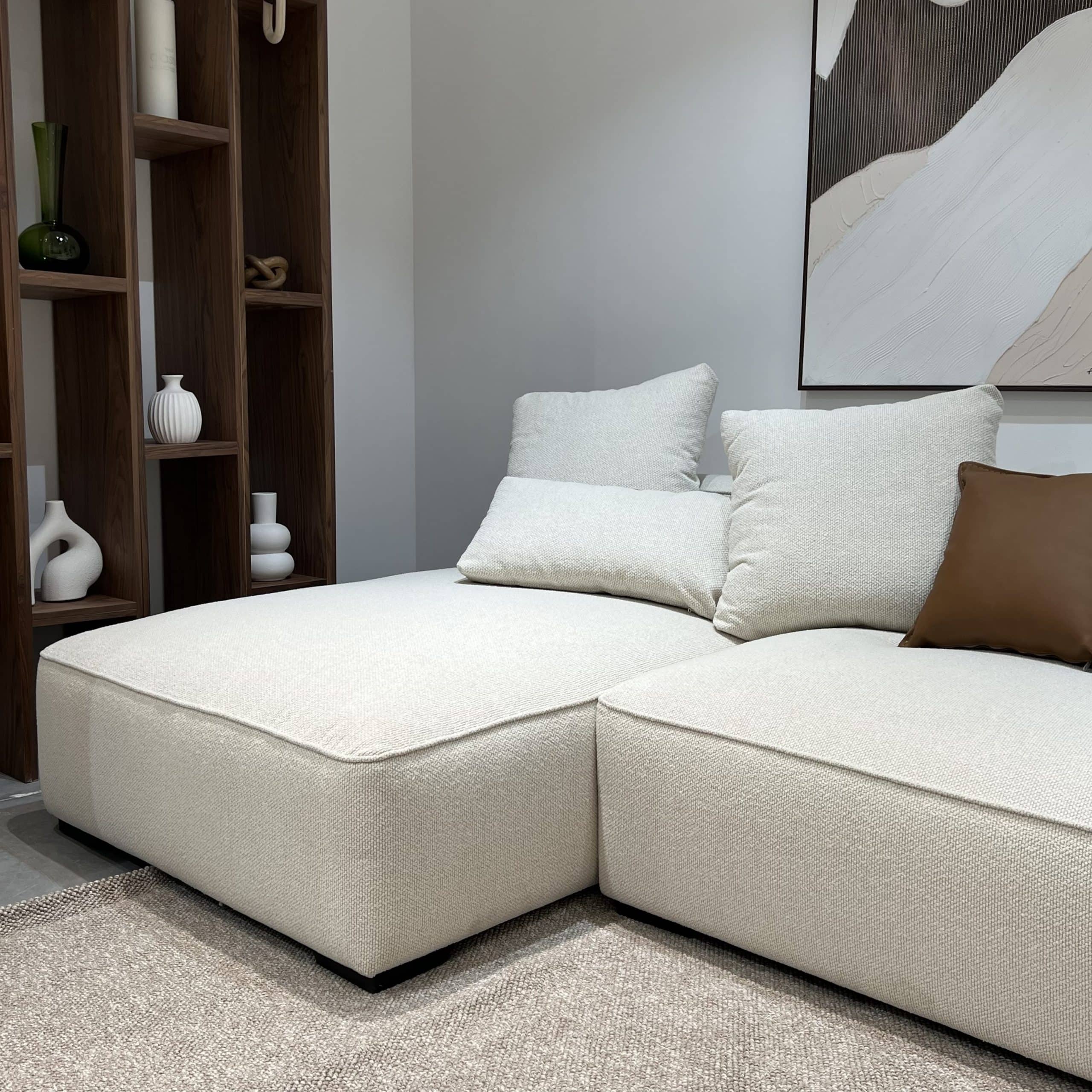 ספה מעוצבת ומפנקת דגם קלייר | בעיצוב אישי ספה מעוצבת ומפנקת דגם קלייר | בעיצוב אישי