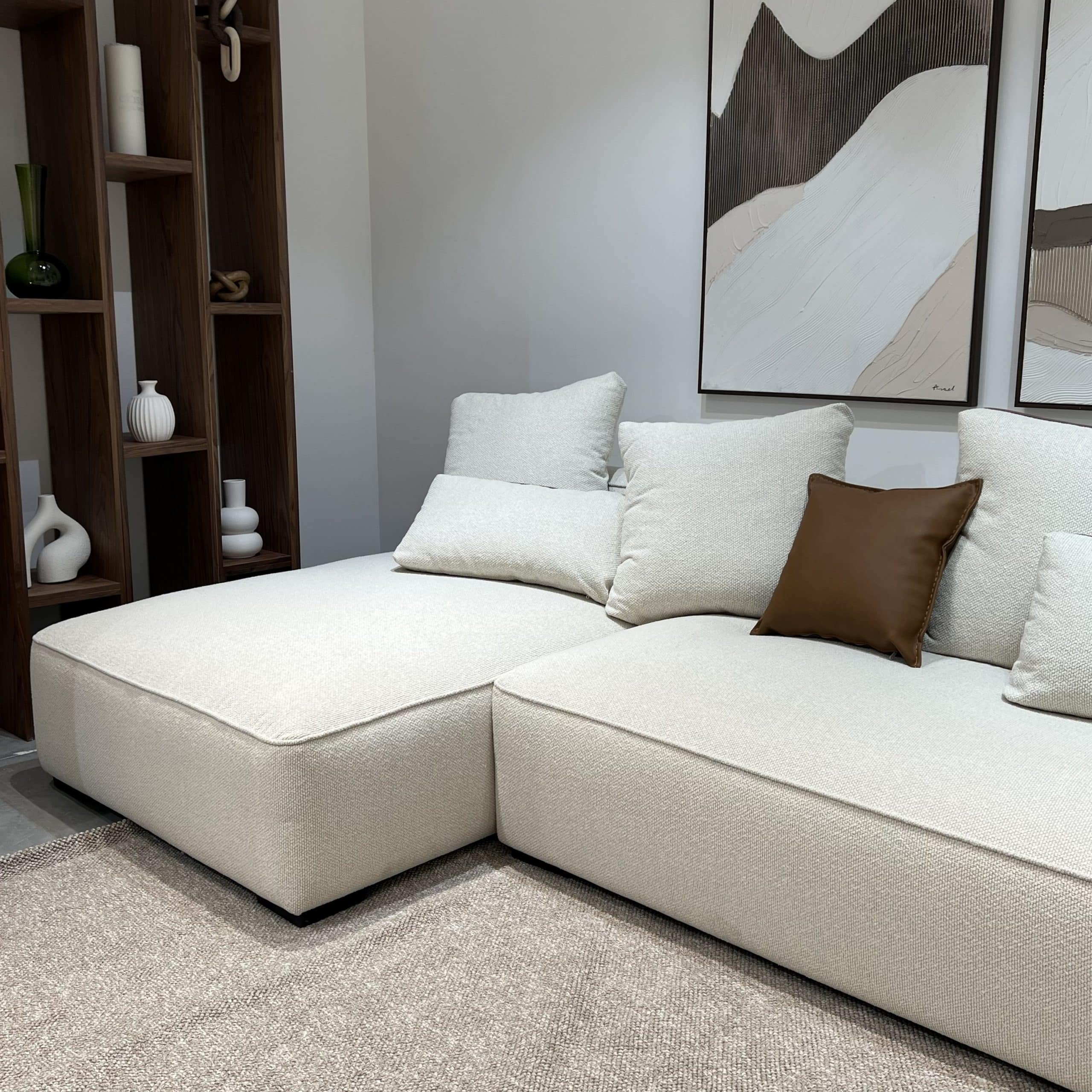 ספה מעוצבת ומפנקת דגם קלייר | בעיצוב אישי ספה מעוצבת ומפנקת דגם קלייר | בעיצוב אישי