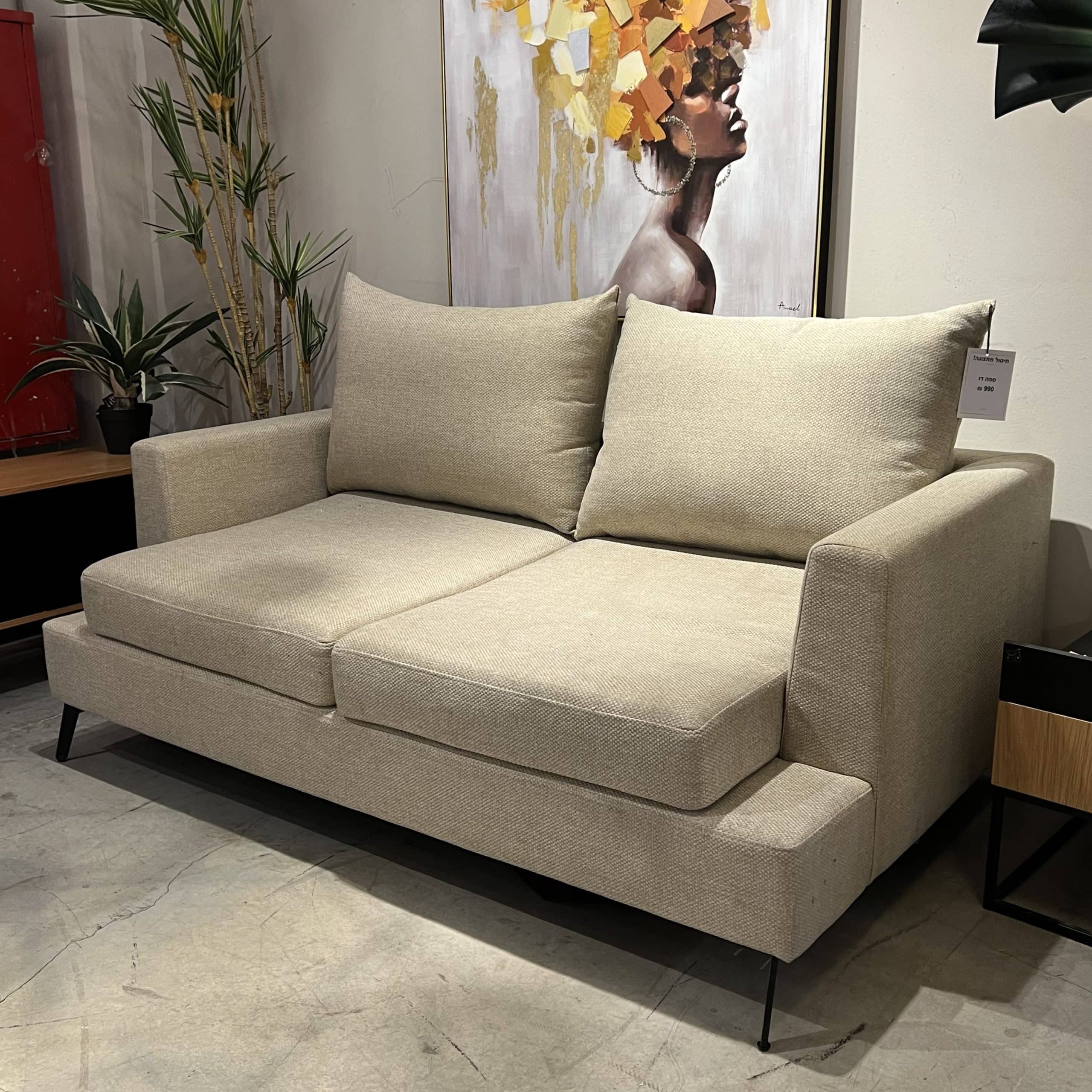 ספה מעוצבת דו גודל 1.85 מ׳ דגם דונה- חיסול מתצוגה!