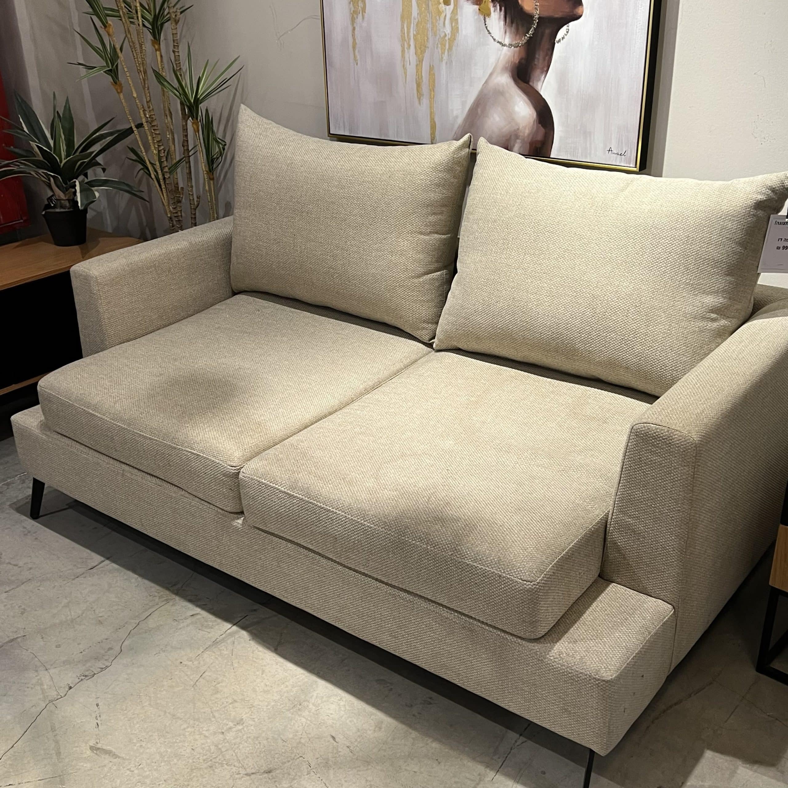 ספה מעוצבת דו גודל 1.85 מ׳ דגם דונה- חיסול מתצוגה!