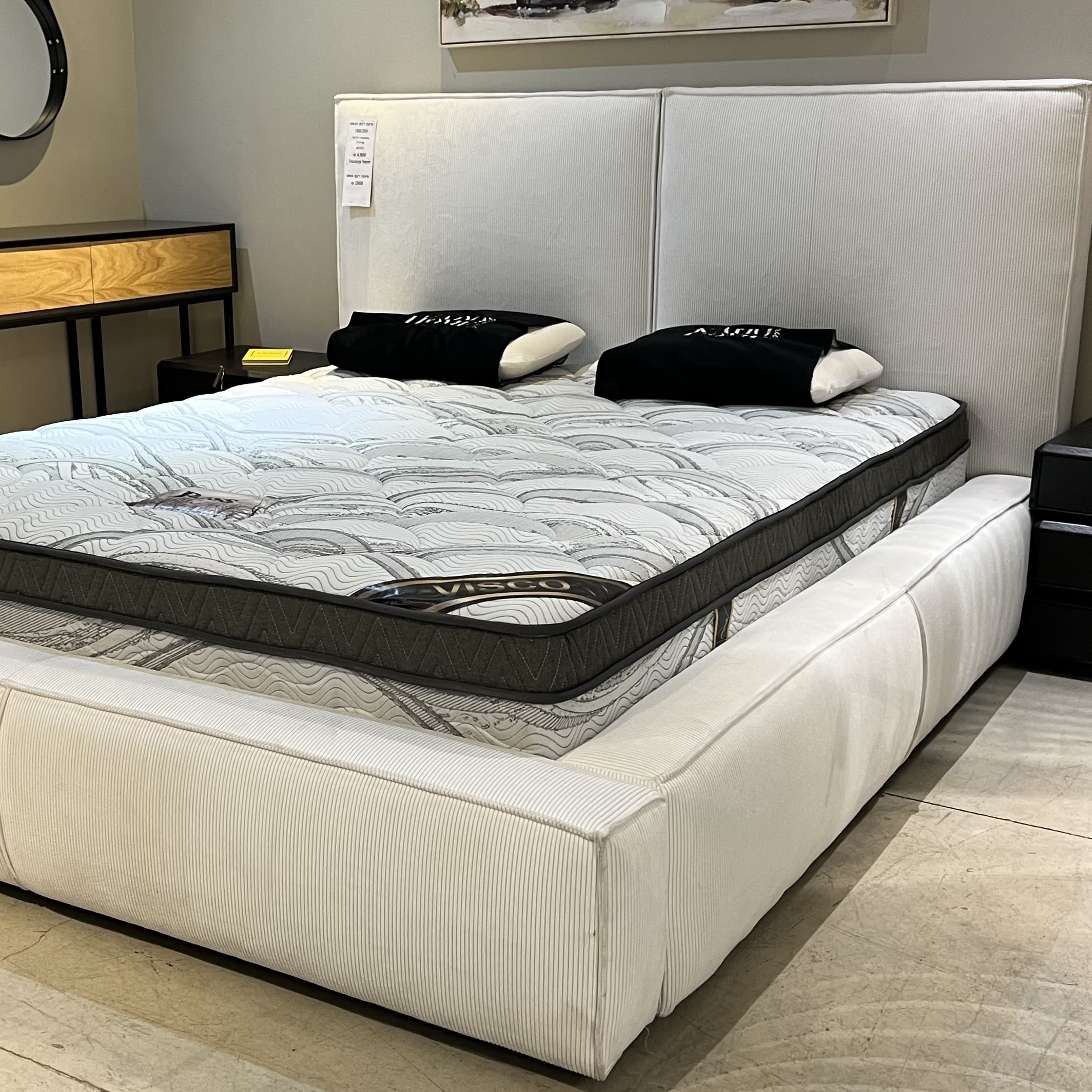 מיטה יוקרתית דגם וגאס - חיסול מתצוגה (סניף עפולה)