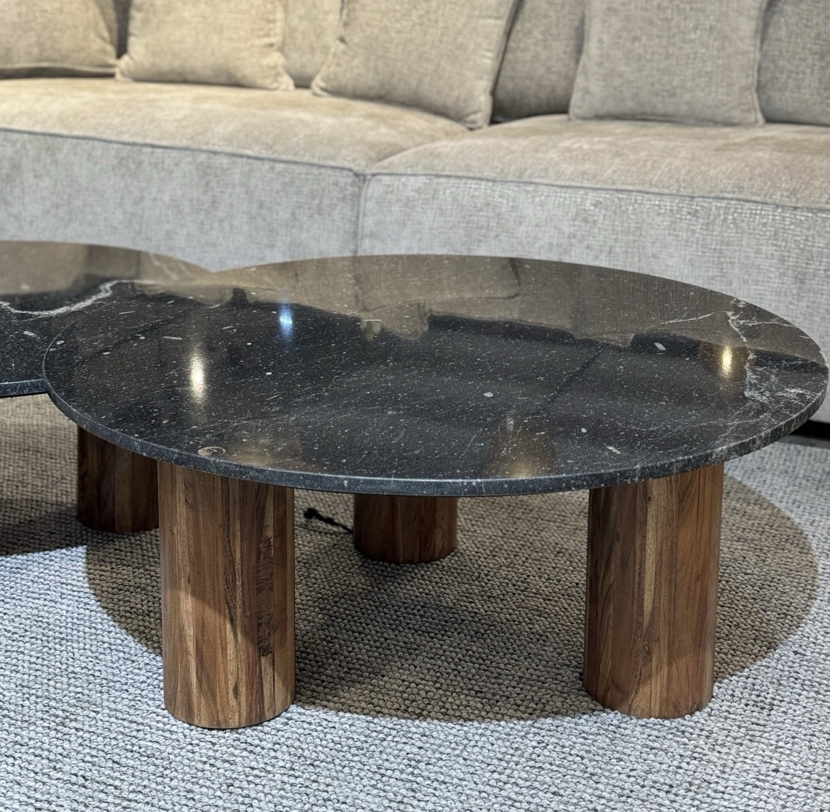 סט שולחנות סלון יוקרתיים משיש שחור דומיניק דגם ראבי סט שולחנות סלון יוקרתיים משיש שחור דומיניק דגם ראבי