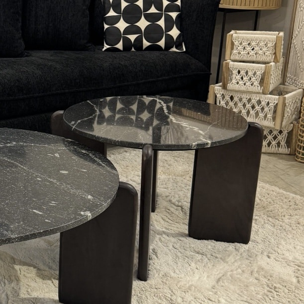 שולחנות סלון דגם פאבריציו שיש שחור רגליים עץ כהה דגם ראבי שולחנות סלון דגם פאבריציו שיש שחור רגליים עץ כהה דגם ראבי