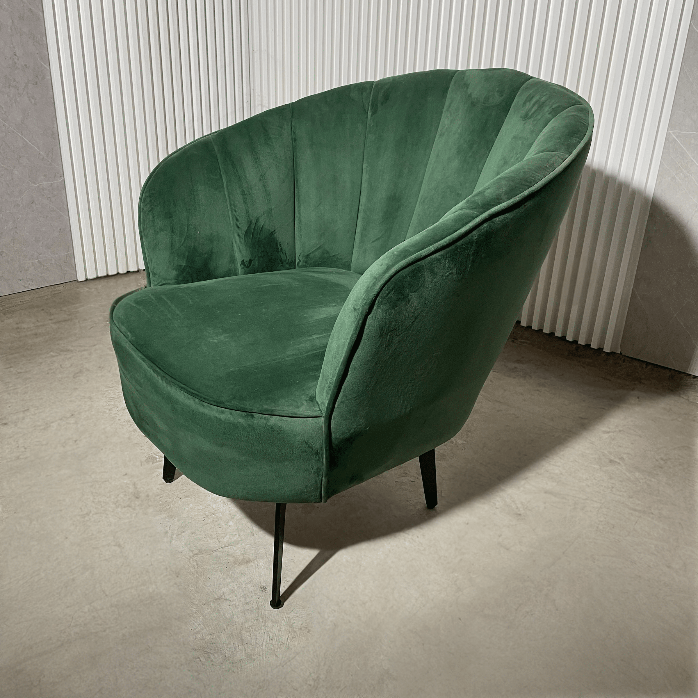 כורסא מעוצבת דגם צדף קטיפה ירוק - חיסול!