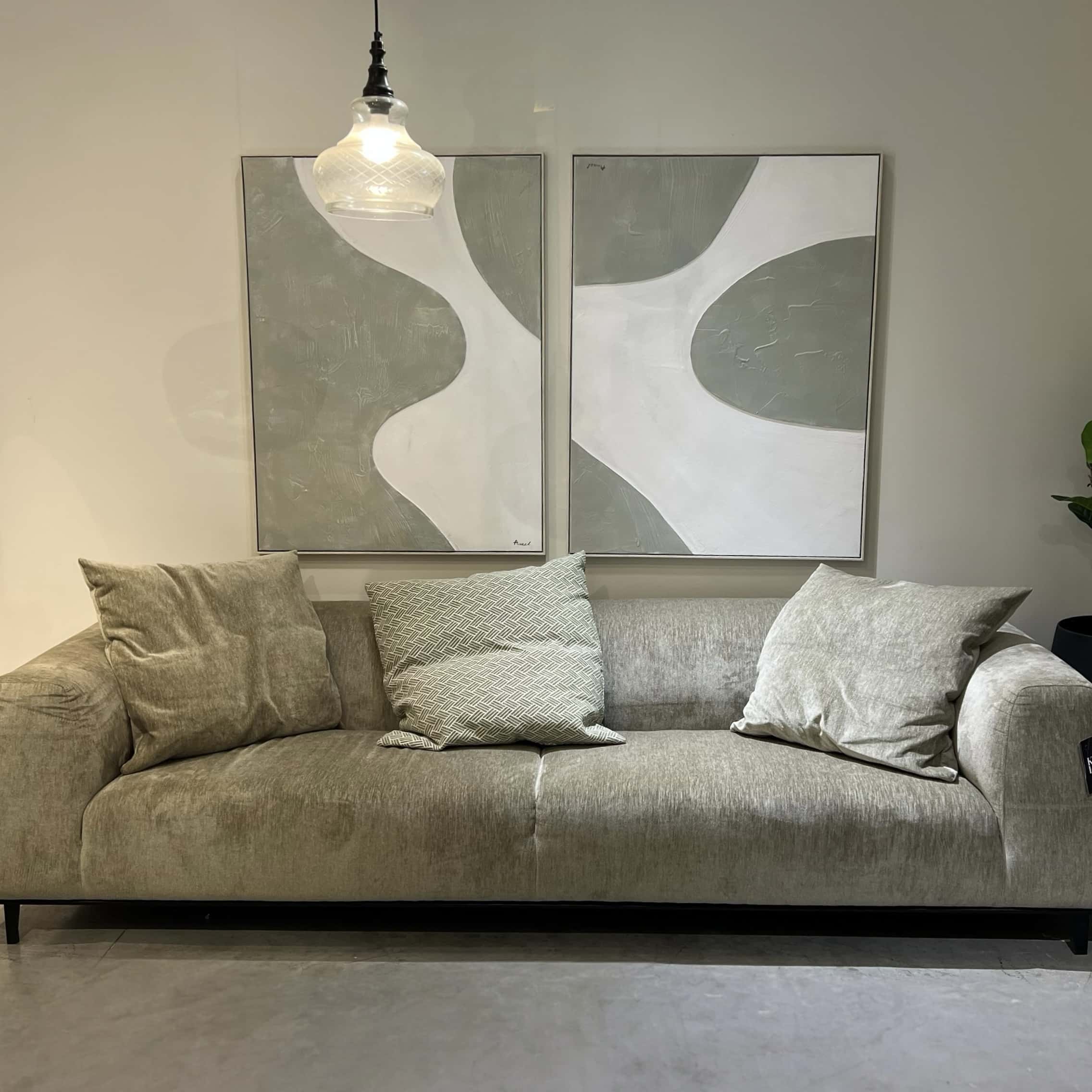 ספה מעוצבת גוון זית דגם ריפלקס - חיסול מתצוגה!