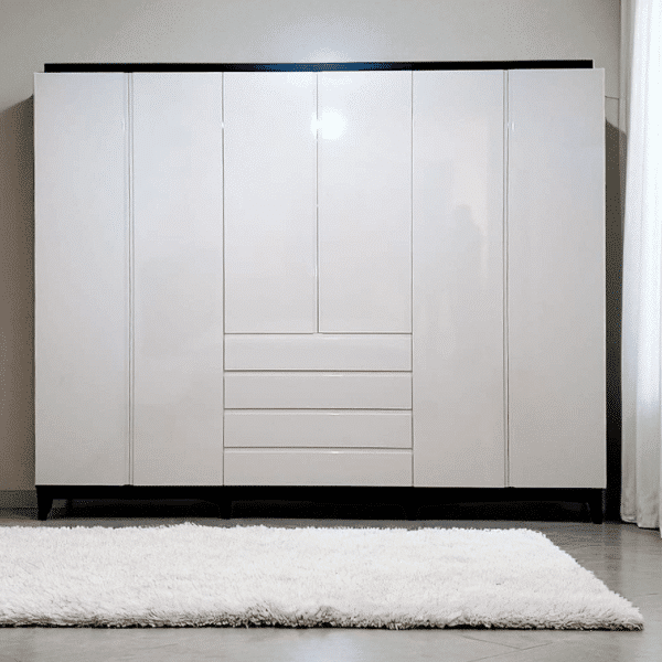 ארון דלתות קלאסי דגם קלין- נגרות בעיצוב אישי