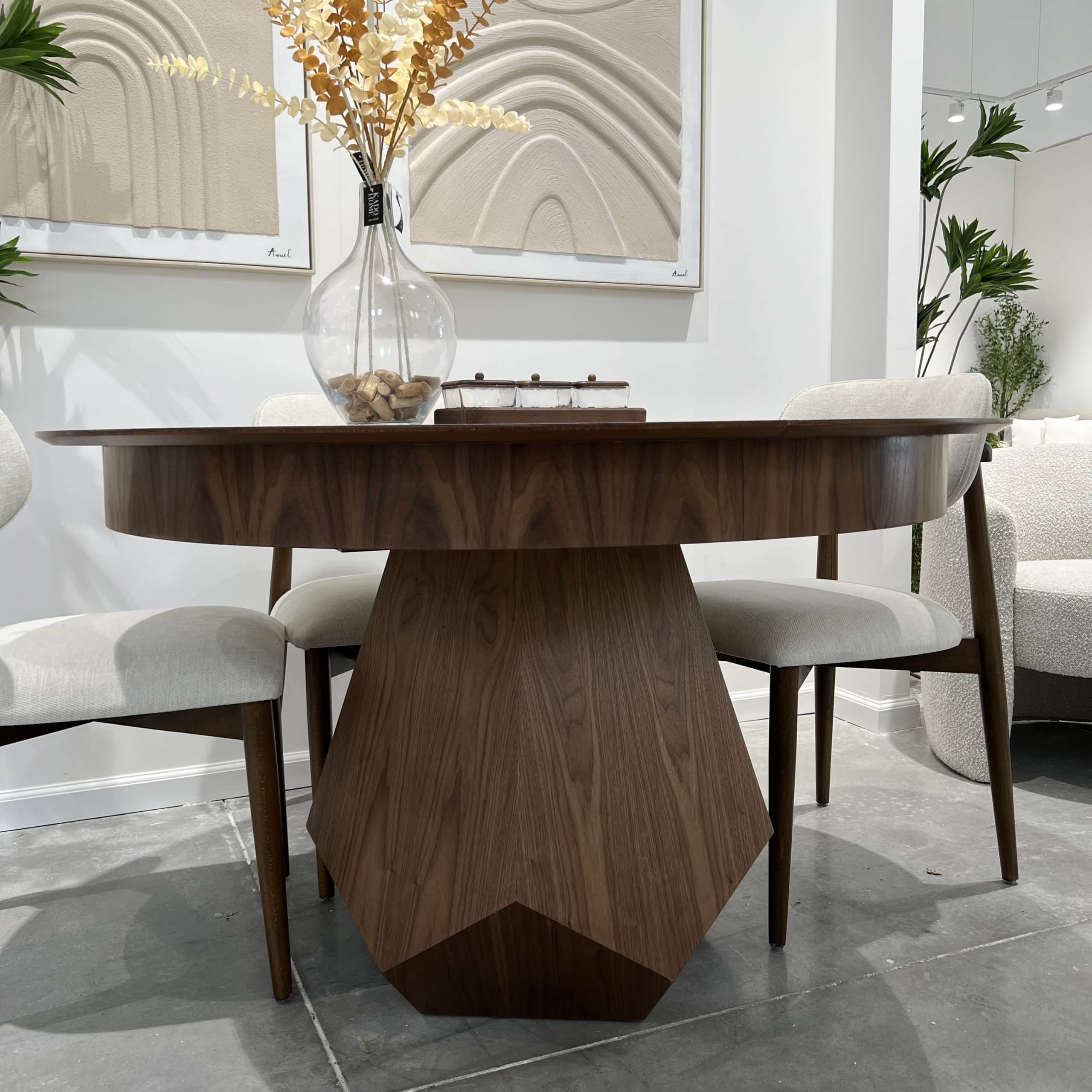 שולחן אוכל יוקרתי דגם יהלום בעיצוב אישי שולחן אוכל יוקרתי דגם יהלום בעיצוב אישי