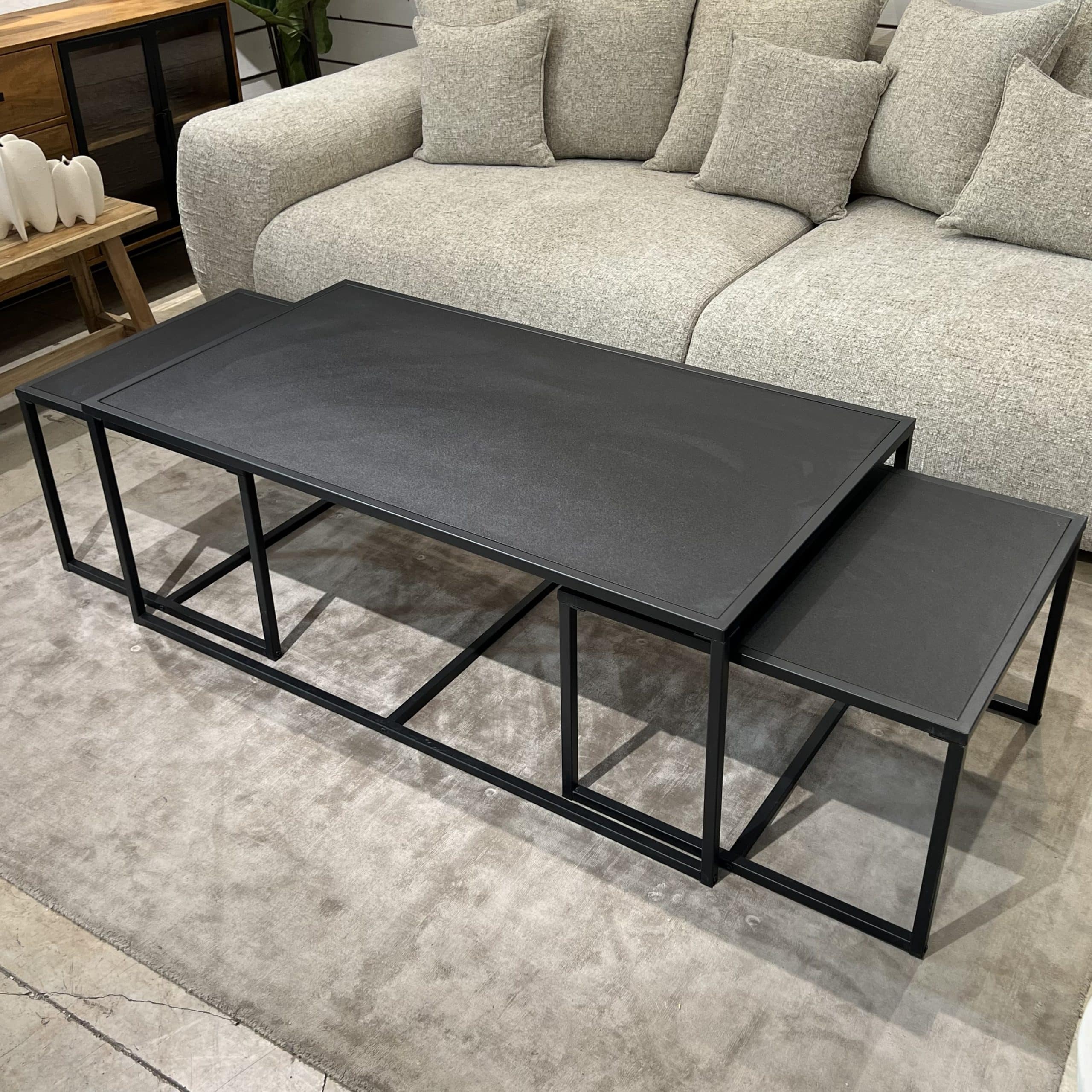 סט 3 שולחנות מעוצב שחור אמורפי דגם מוס - SALE סט 3 שולחנות מעוצב שחור אמורפי דגם מוס - SALE