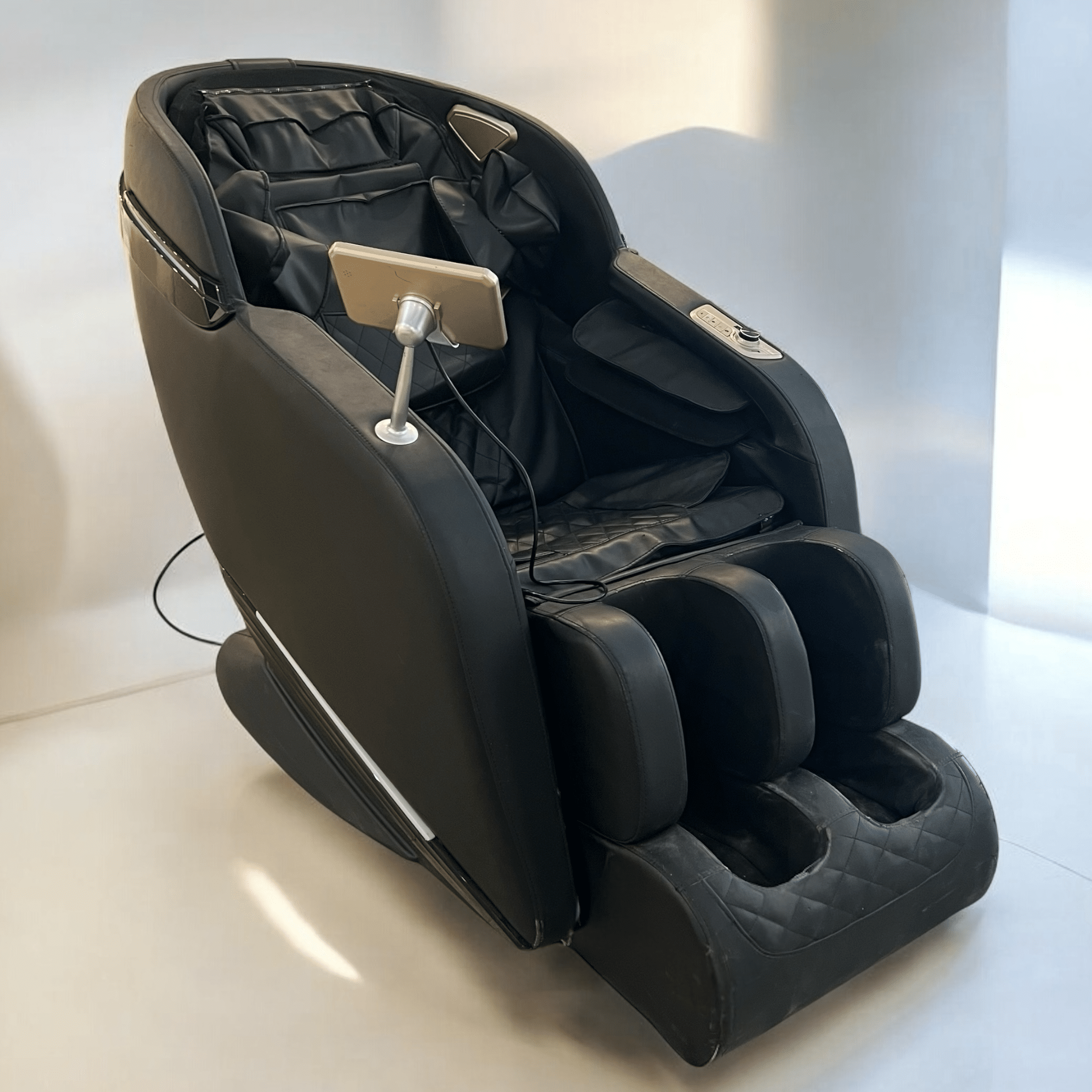 כורסא מסאג׳ חשמלית מפנקת 4 מימדים שחור - חיסול!!