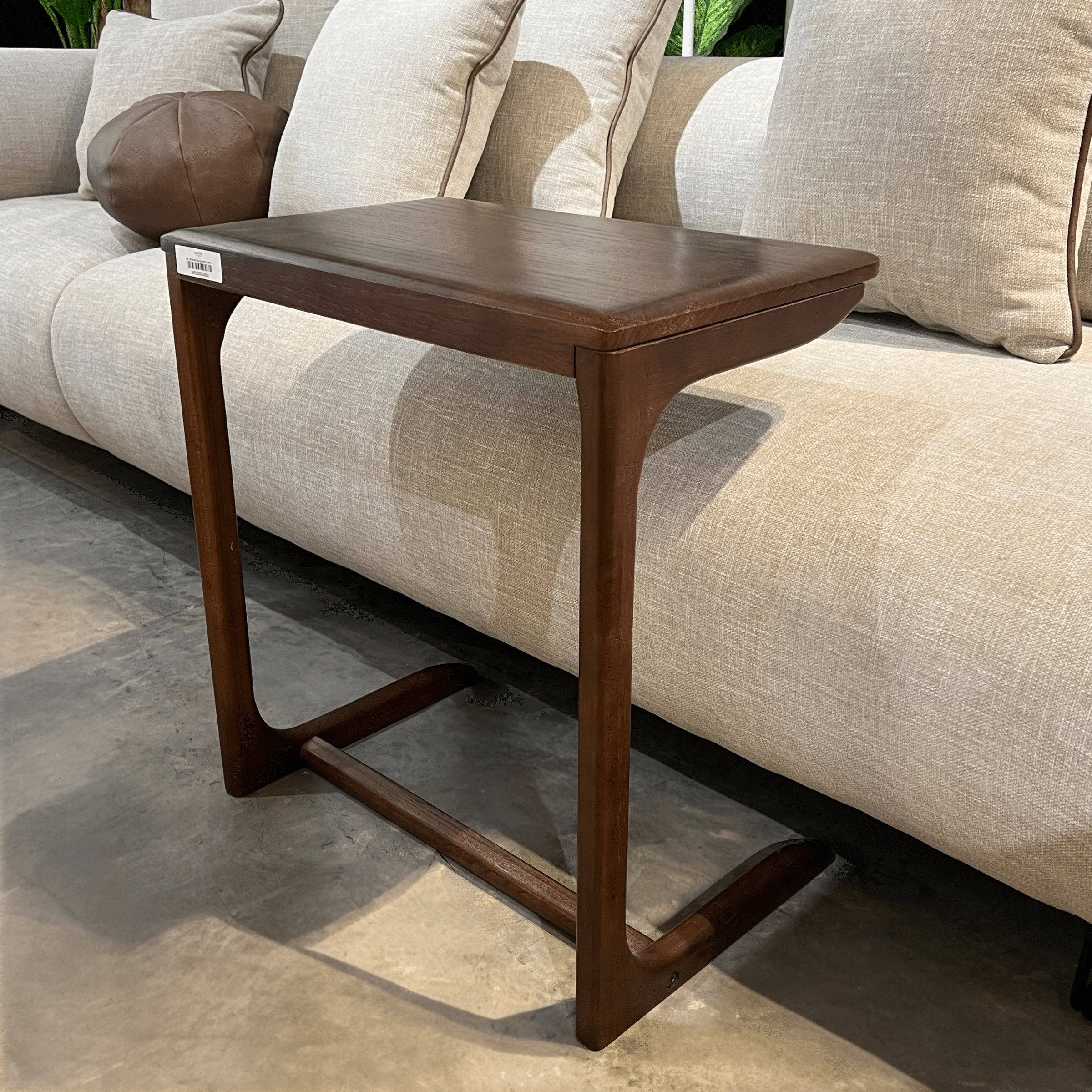 שולחן צד יוקרתי לפטופ עץ אגוז דגם לאו שולחן צד יוקרתי לפטופ עץ אגוז דגם לאו