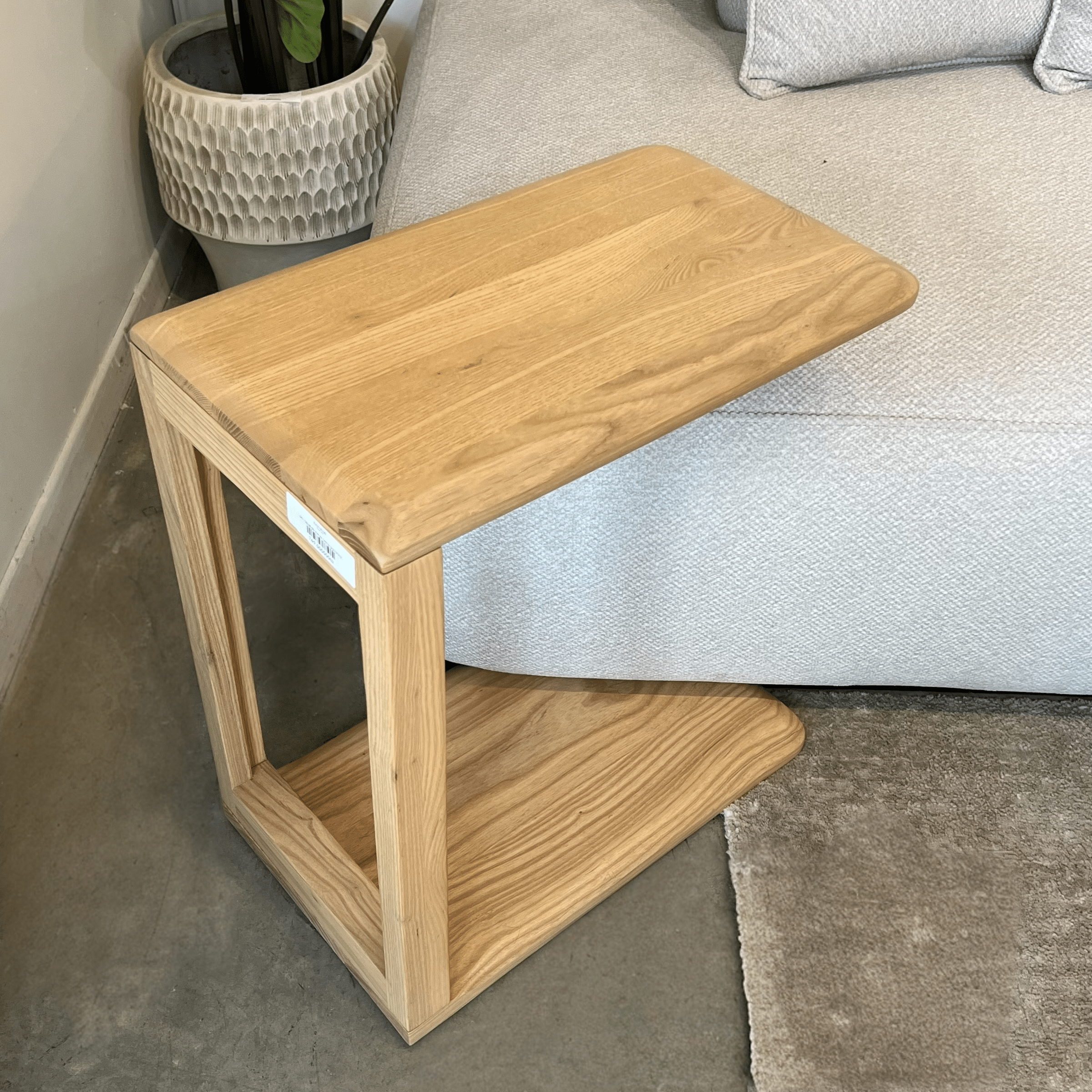 שולחן נשכן מעוצב ברסוני עץ אלון דגם לאו שולחן נשכן מעוצב ברסוני עץ אלון דגם לאו