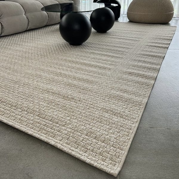 שטיח הלסי דגם נוי קליל ומיוחד!