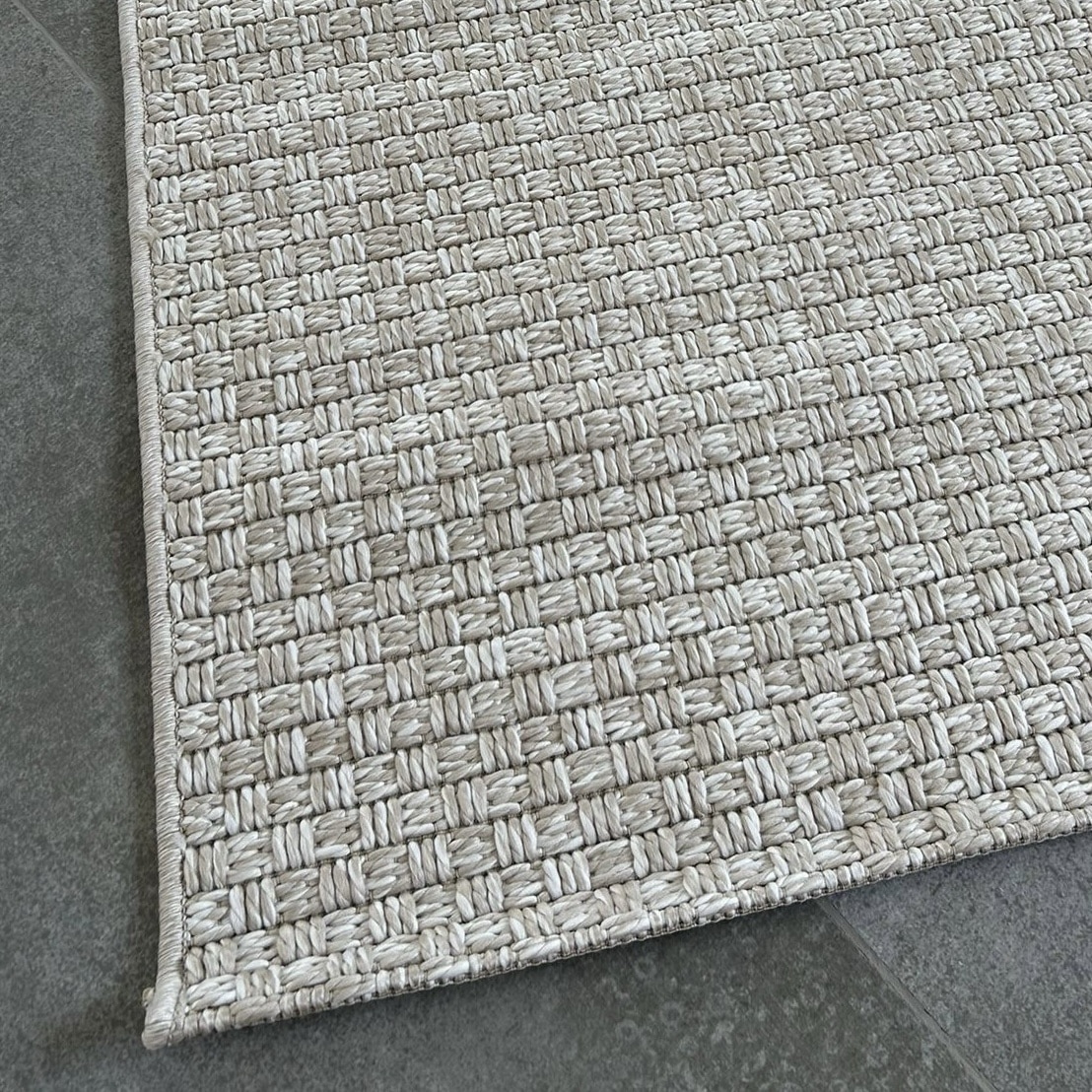 שטיח הלסי דגם נוי קליל ומיוחד! שטיח הלסי דגם נוי קליל ומיוחד!