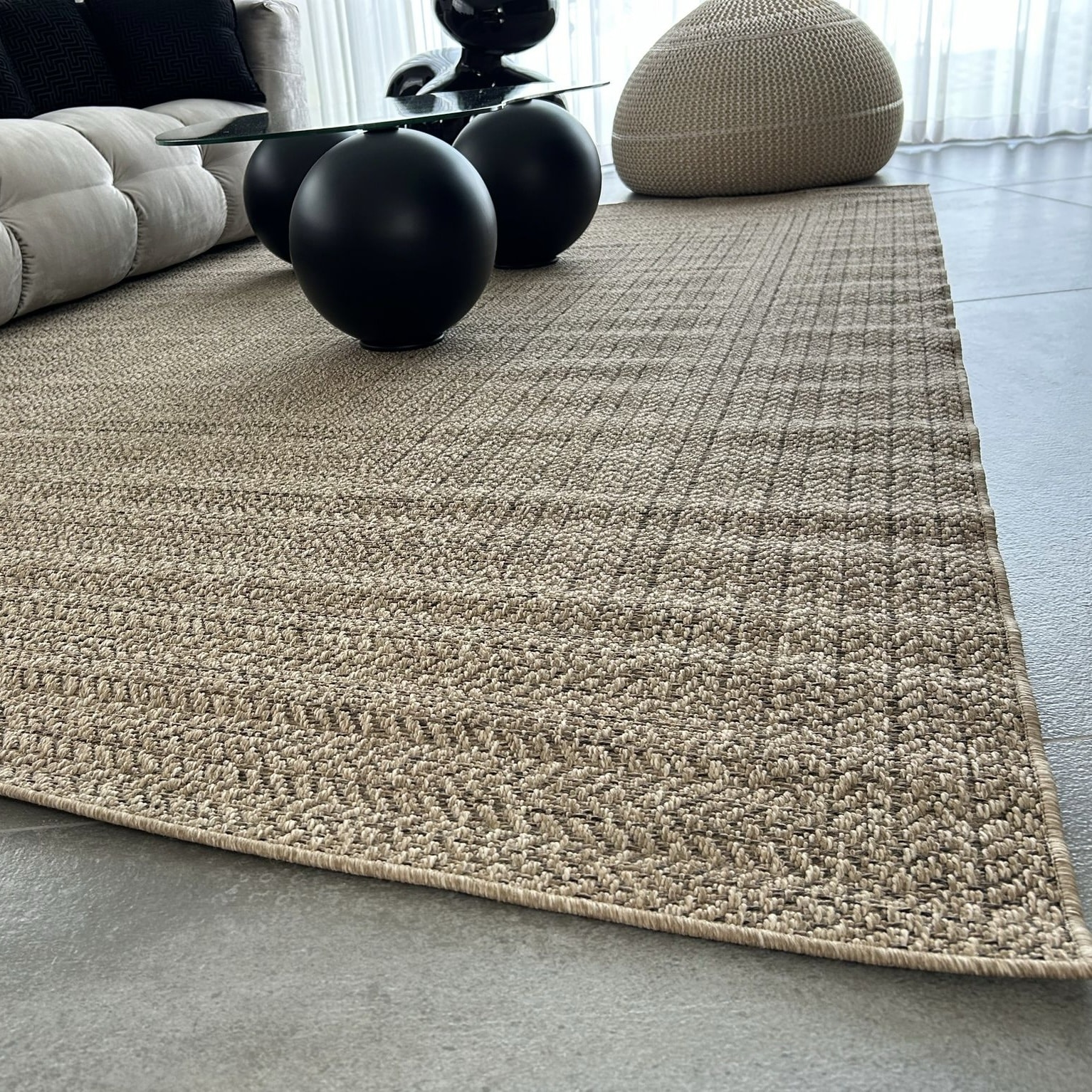 שטיח קנזי דגם נוי בסגנון טבעי קליל ומיוחד! שטיח קנזי דגם נוי בסגנון טבעי קליל ומיוחד!