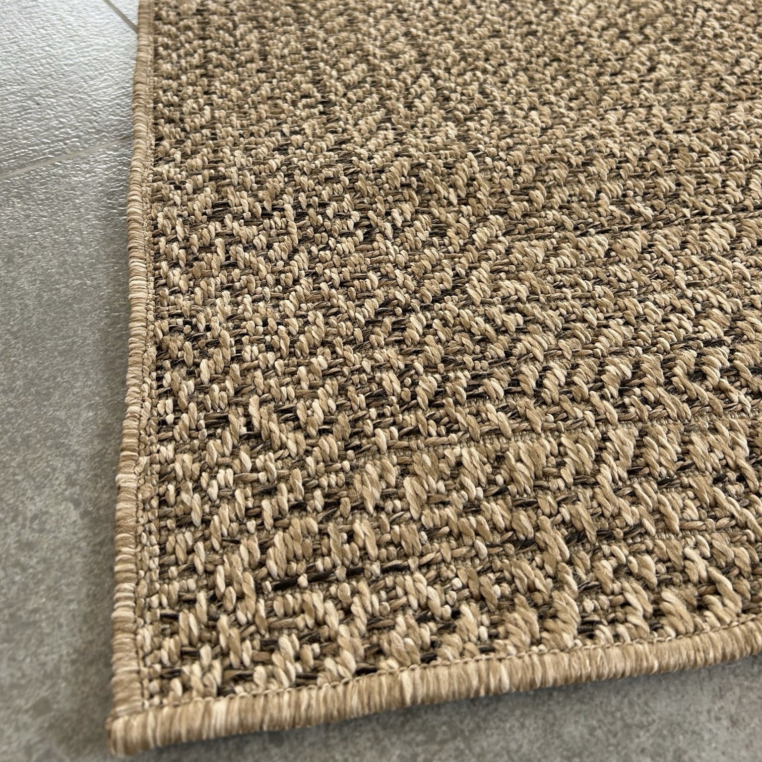 שטיח קנזי דגם נוי בסגנון טבעי קליל ומיוחד! שטיח קנזי דגם נוי בסגנון טבעי קליל ומיוחד!