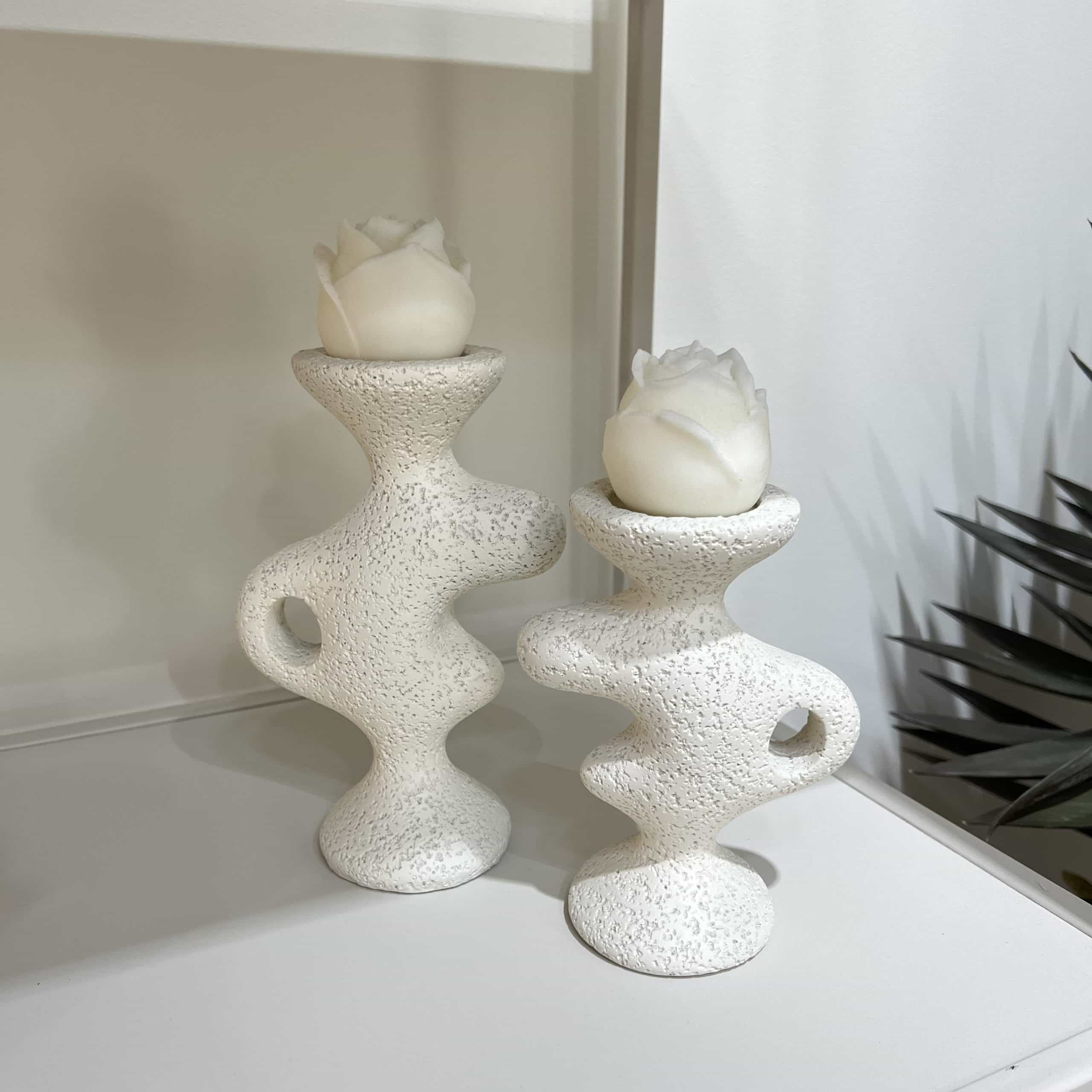 נר ורד שמנת קטן 5 ס״מ דגם איקו נר ורד שמנת קטן 5 ס״מ דגם איקו