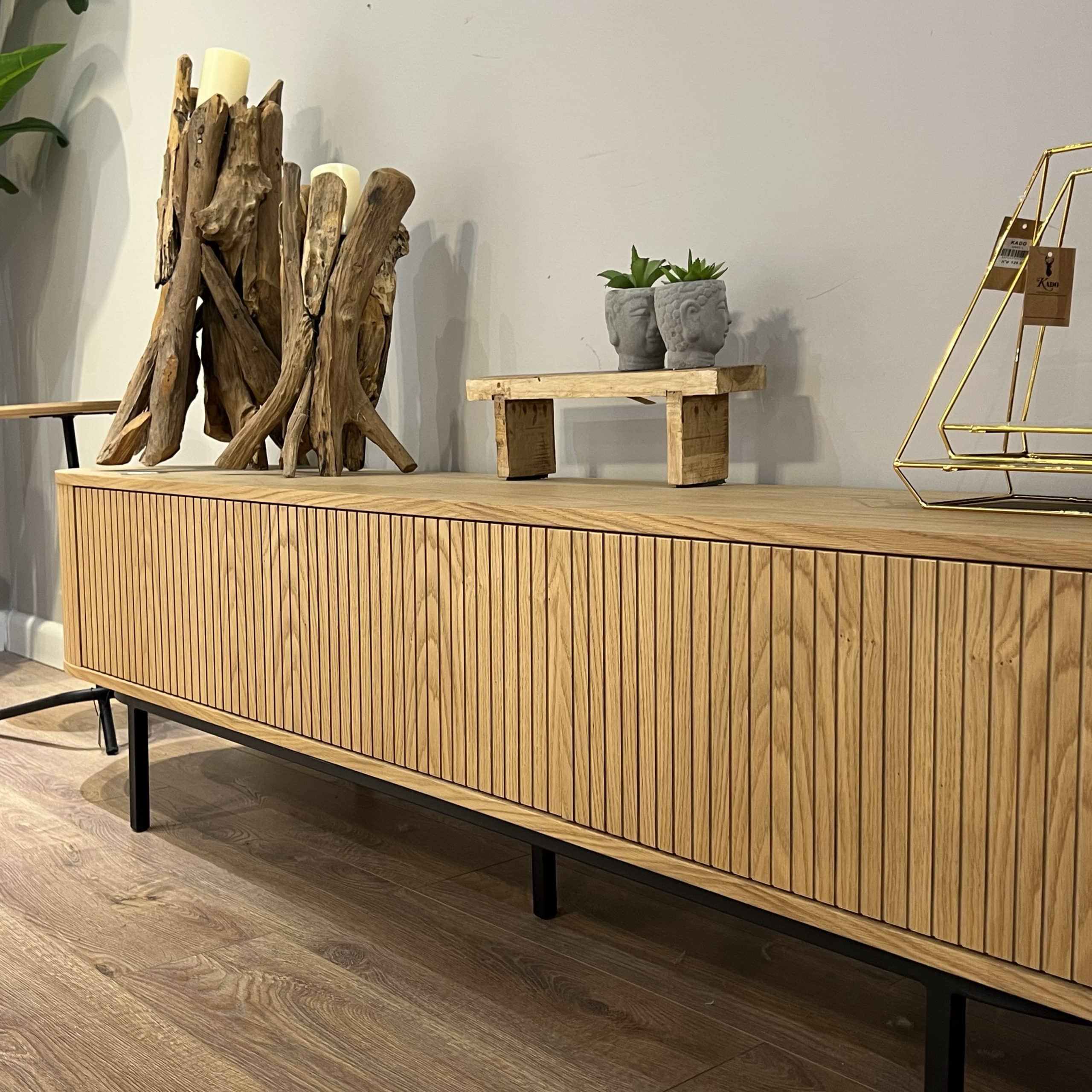 מזנון מעוצב דגם דובאי אלון טבעי - SALE תצוגה! מזנון מעוצב דגם דובאי אלון טבעי - SALE תצוגה!