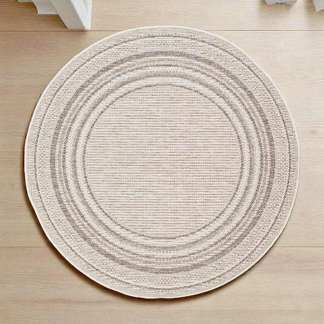 שטיח דגם אוריה גוון אבן 1 קל משקל במראה נקי וצחור שטיח דגם אוריה גוון אבן 1 קל משקל במראה נקי וצחור