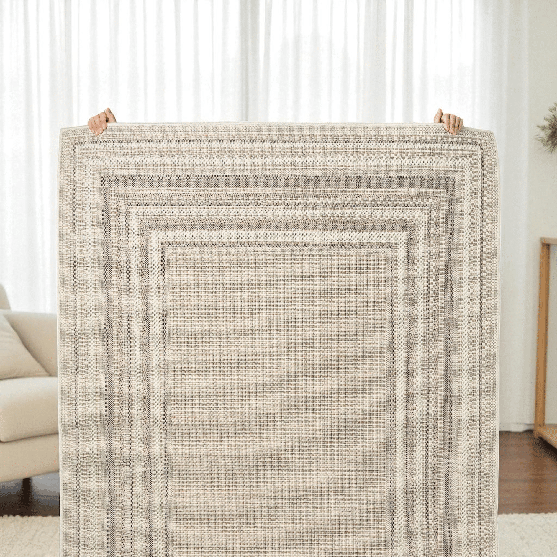 שטיח דגם אוריה גוון אבן 1 קל משקל במראה נקי וצחור שטיח דגם אוריה גוון אבן 1 קל משקל במראה נקי וצחור