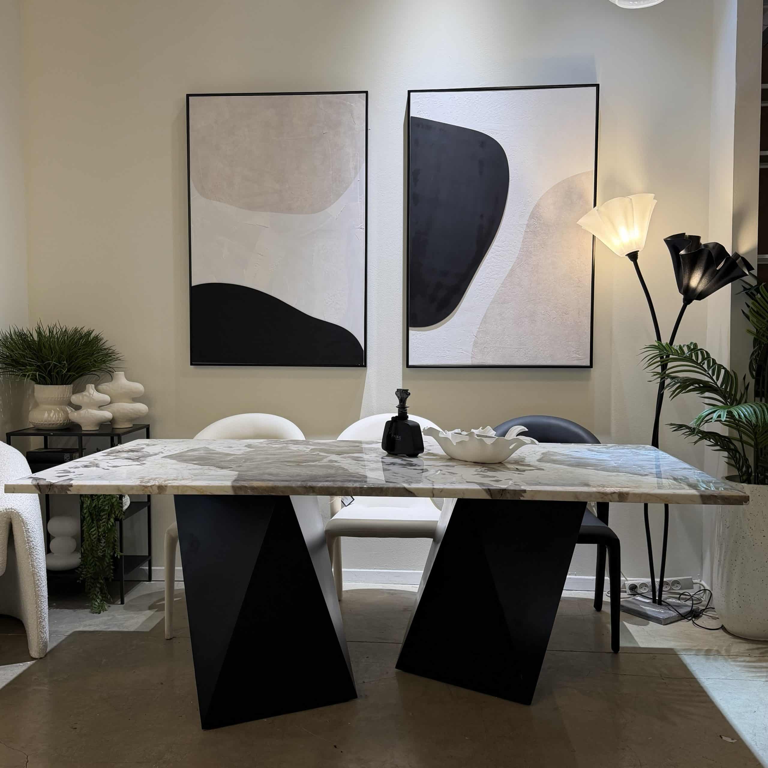 שולחן אוכל מלבני טופ מרבל רגליים גאומטרי 200/100/76 דגם סופיטל - Private Collection