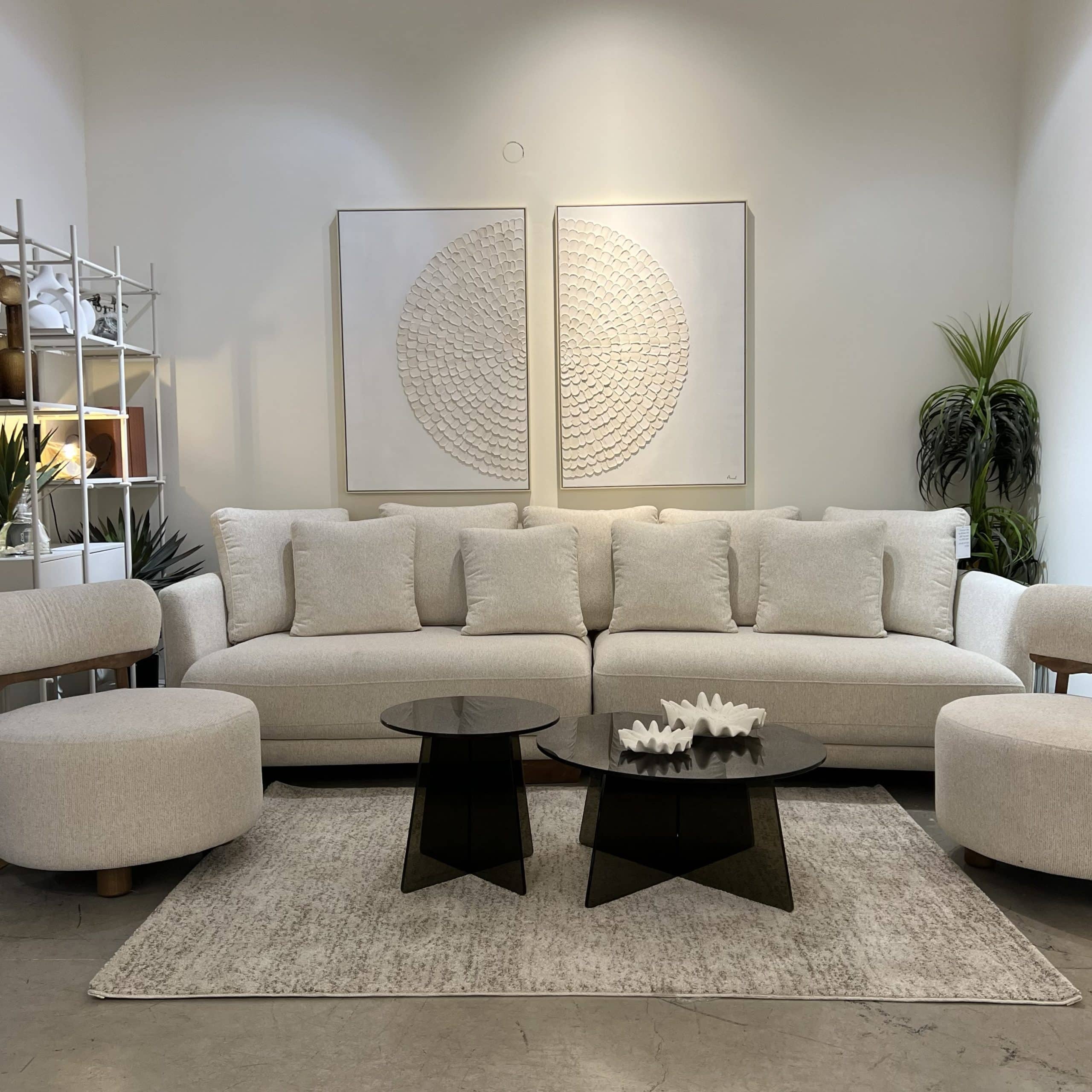 שולחן סלון יוקרתי עגול רגל X זכוכית מחוסמת חומה דגם פלור שולחן סלון יוקרתי עגול רגל X זכוכית מחוסמת חומה דגם פלור