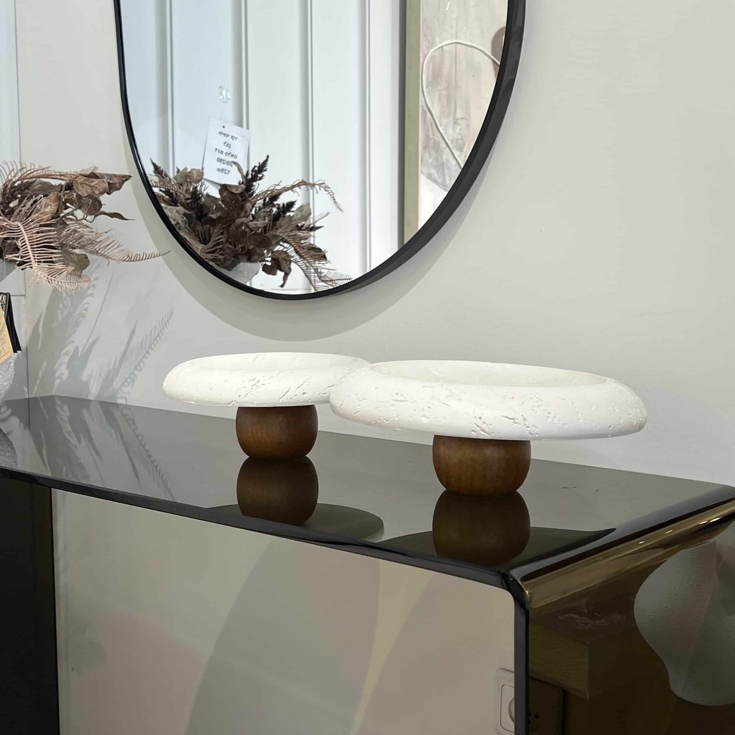 מגש מעוצב אבן על רגל עץ דגם איקו מגש מעוצב אבן על רגל עץ דגם איקו