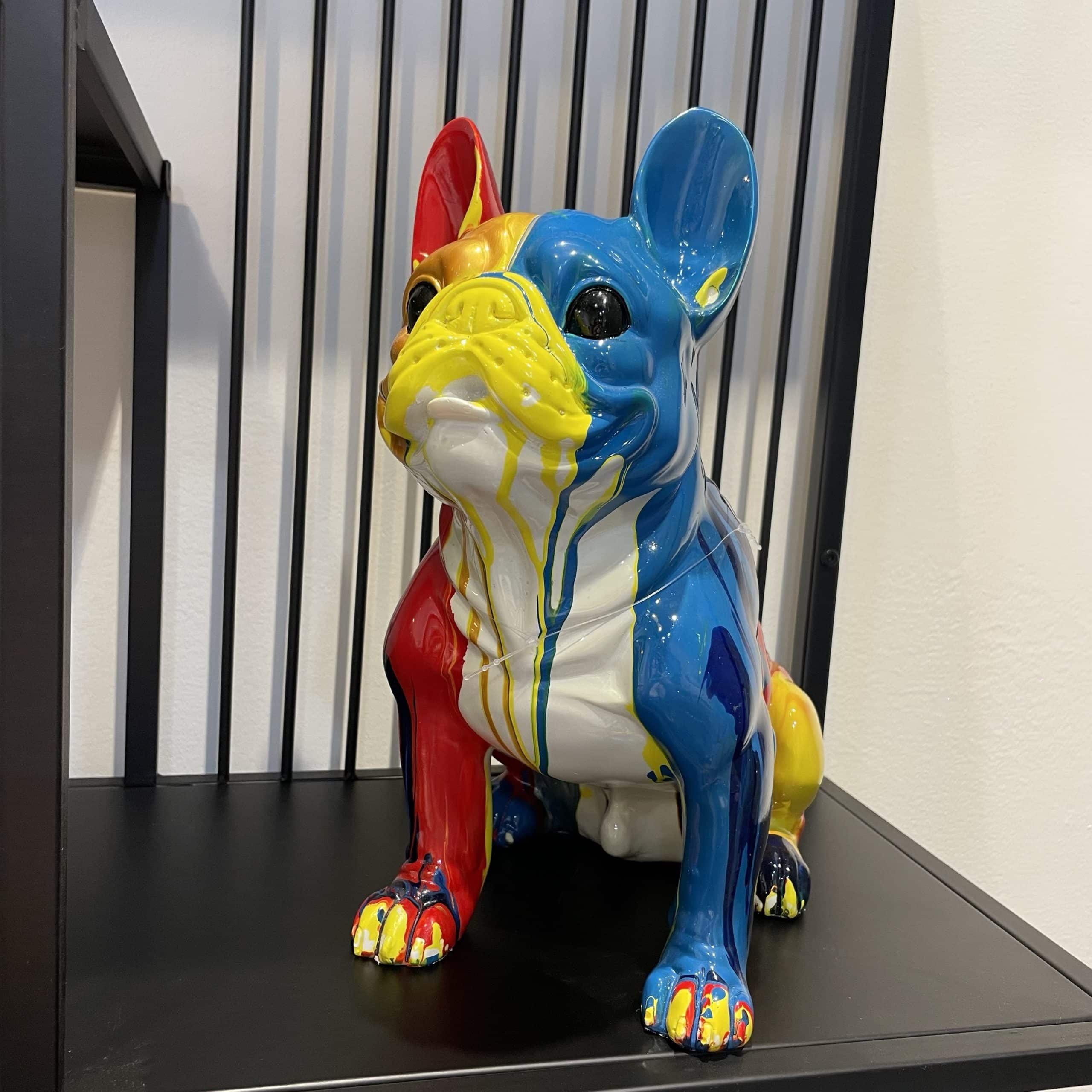 פסל כלב בולדוג צבעוני דגם איקו פסל כלב בולדוג צבעוני דגם איקו