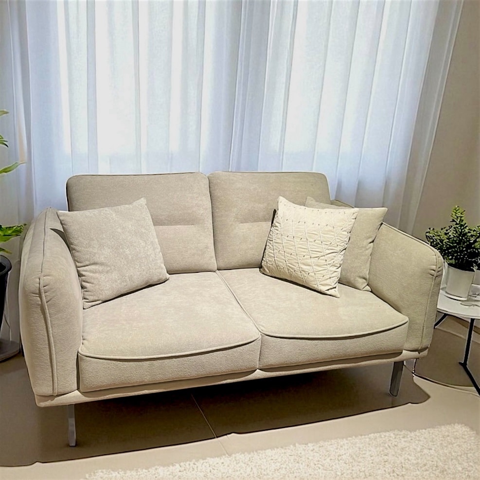 ספה זוגית דגם אליזבט בגודל 160 עומק 90 בבד אבן רחיץ- במבצע חיסול מתצוגה!!