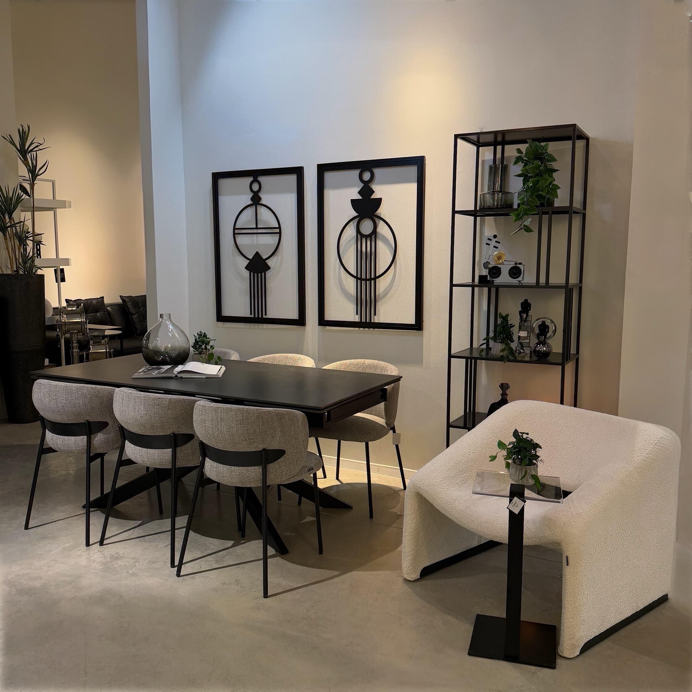 שולחן אוכל נפתח יוקרתי פורצלן גרניט שחור מט דגם לאקי | חיסול מלאי!