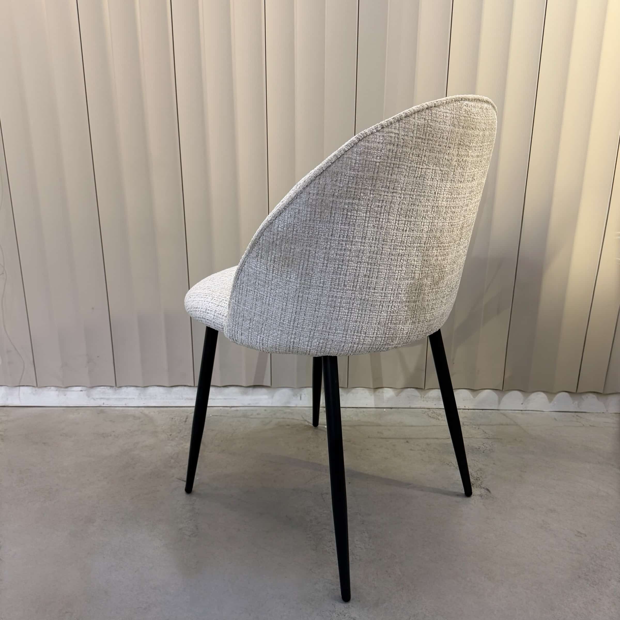 כסא מעוצב לילי אריג אבן רגל שחורה - קולקציה חדשה!