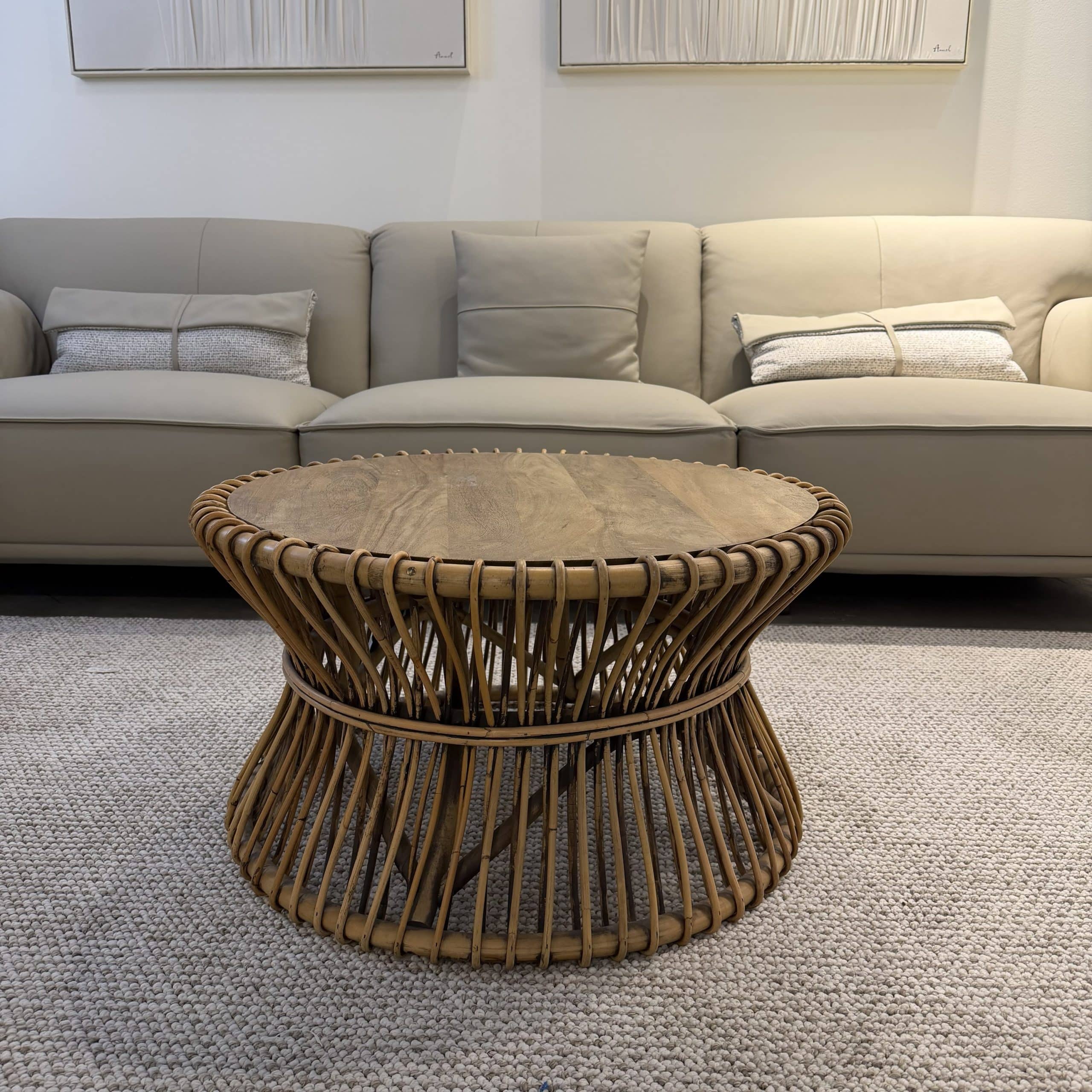 שולחן עגול מעוצב פסים עץ דגם הנדיב - חיסול מתצוגה!