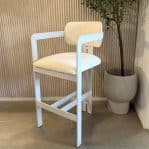 כסא בר מנדי מעוצב יוקרתי רגל שמנת דמוי עור שמנת דגם סופיטל