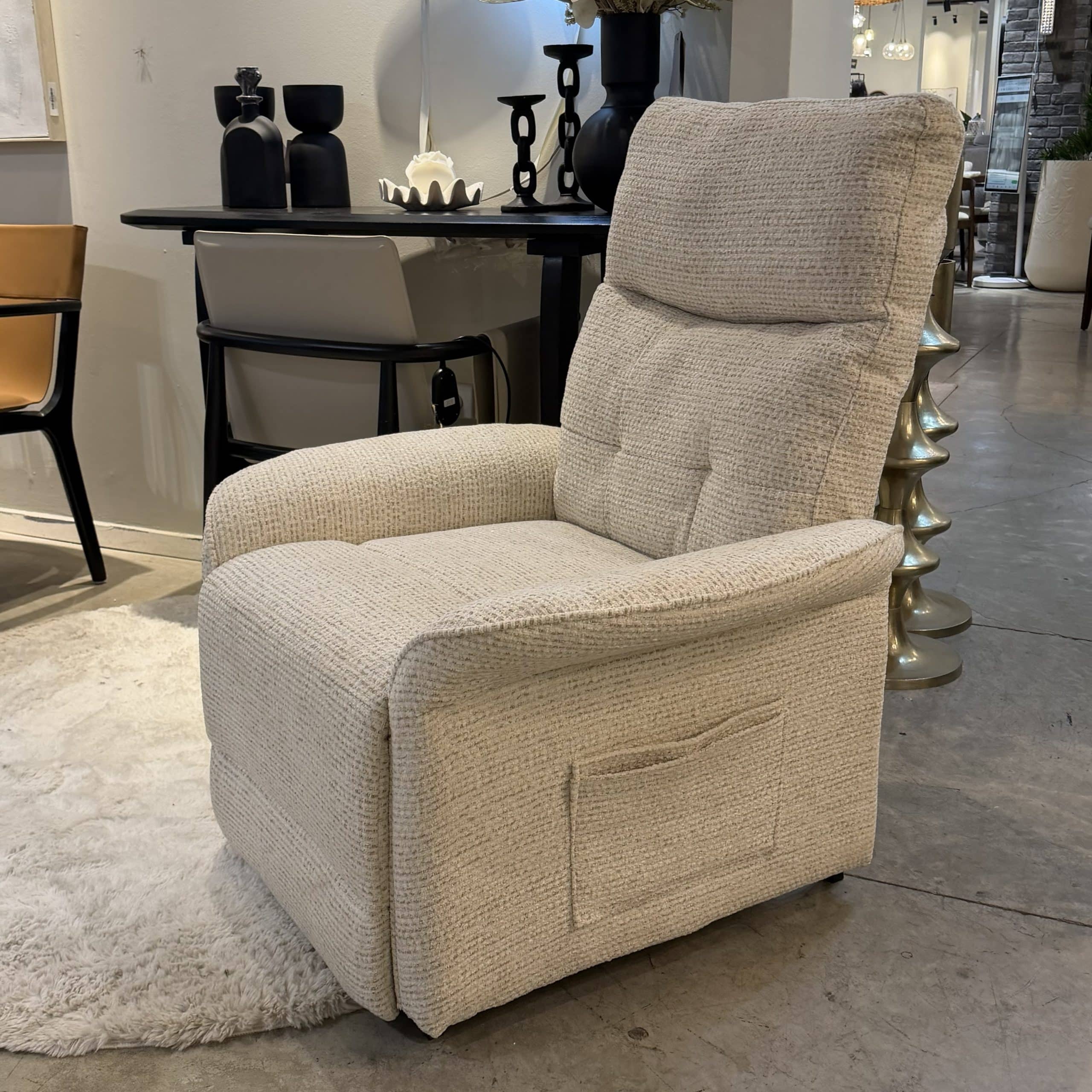 כורסא קומפורט ריקליינר טלוויזיה מפנקת גב רגליים אריג בז דגם לוסי