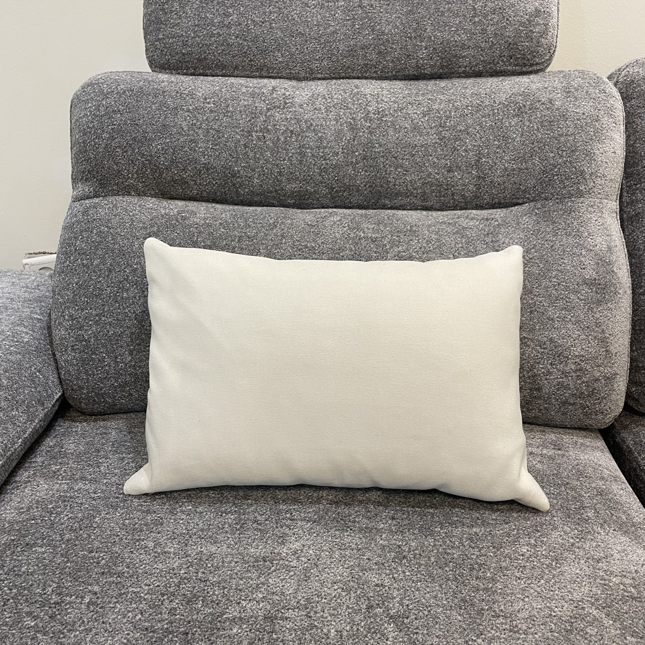 כרית נוי מלבנית שמנת דגם ליבי 50/30 ס״מ - אחרונה !