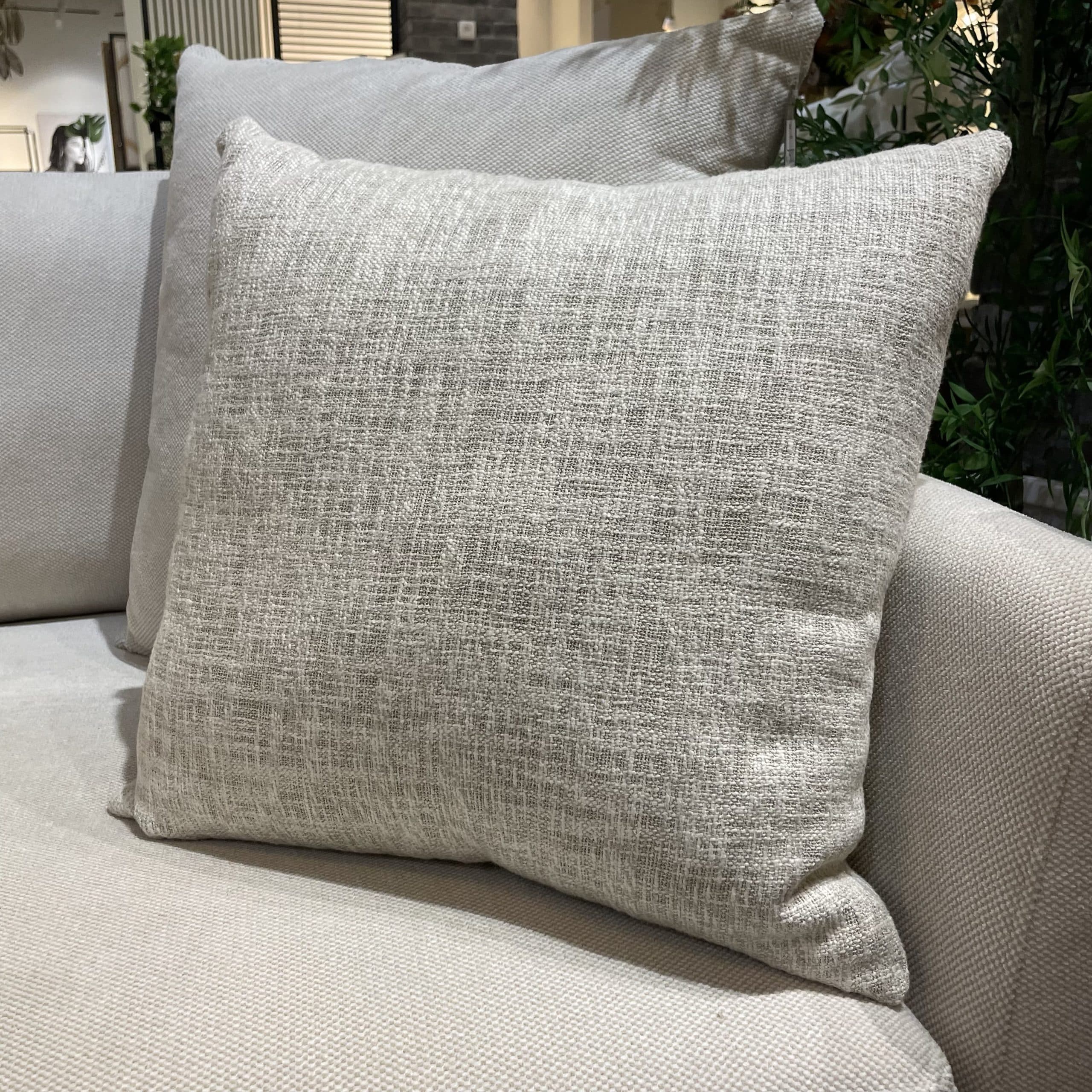 כרית נוי שמנת דגם לואי 50/50 ס״מ - אחרונה !