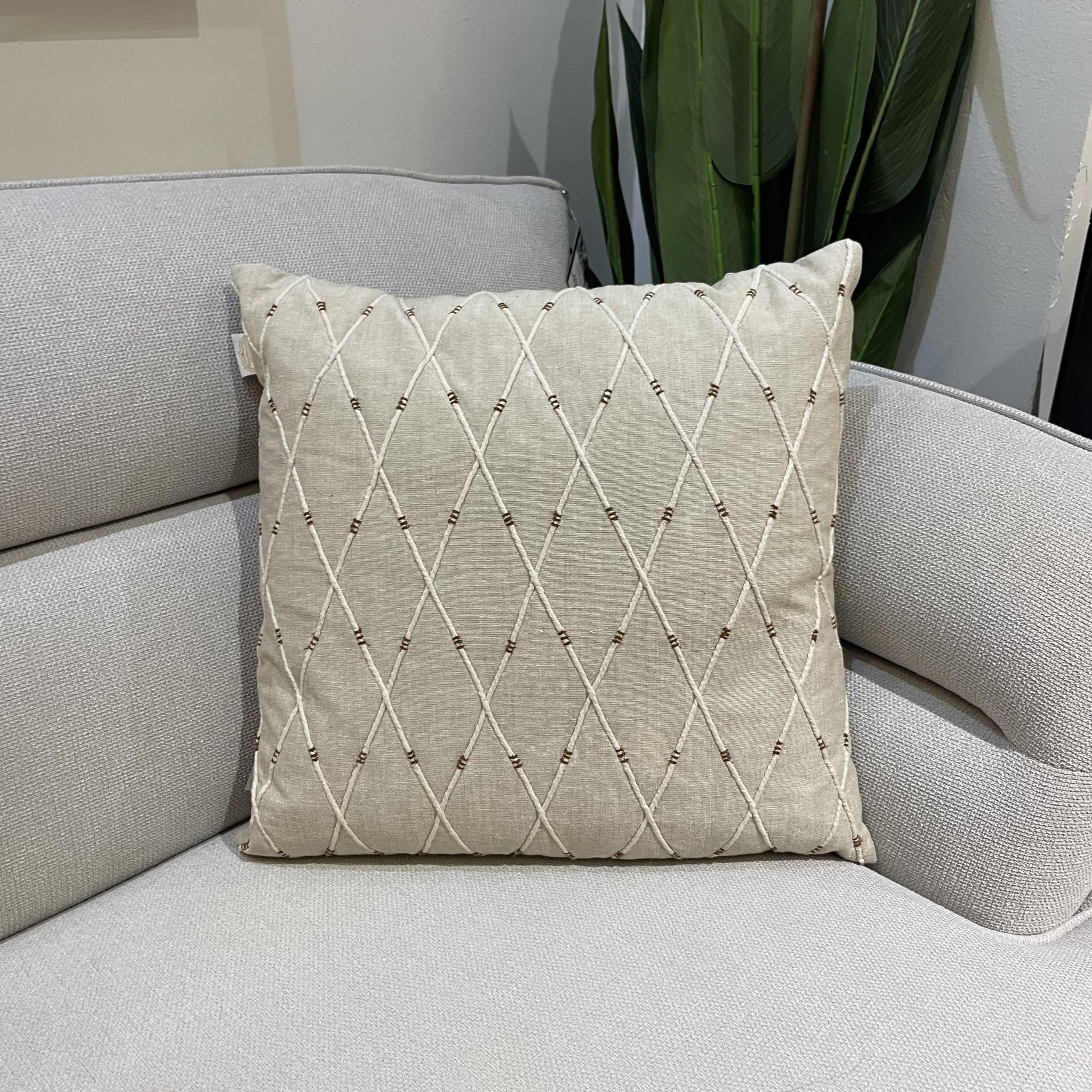 כרית מעוצבת מאסימו 45/45 - אחרונה!