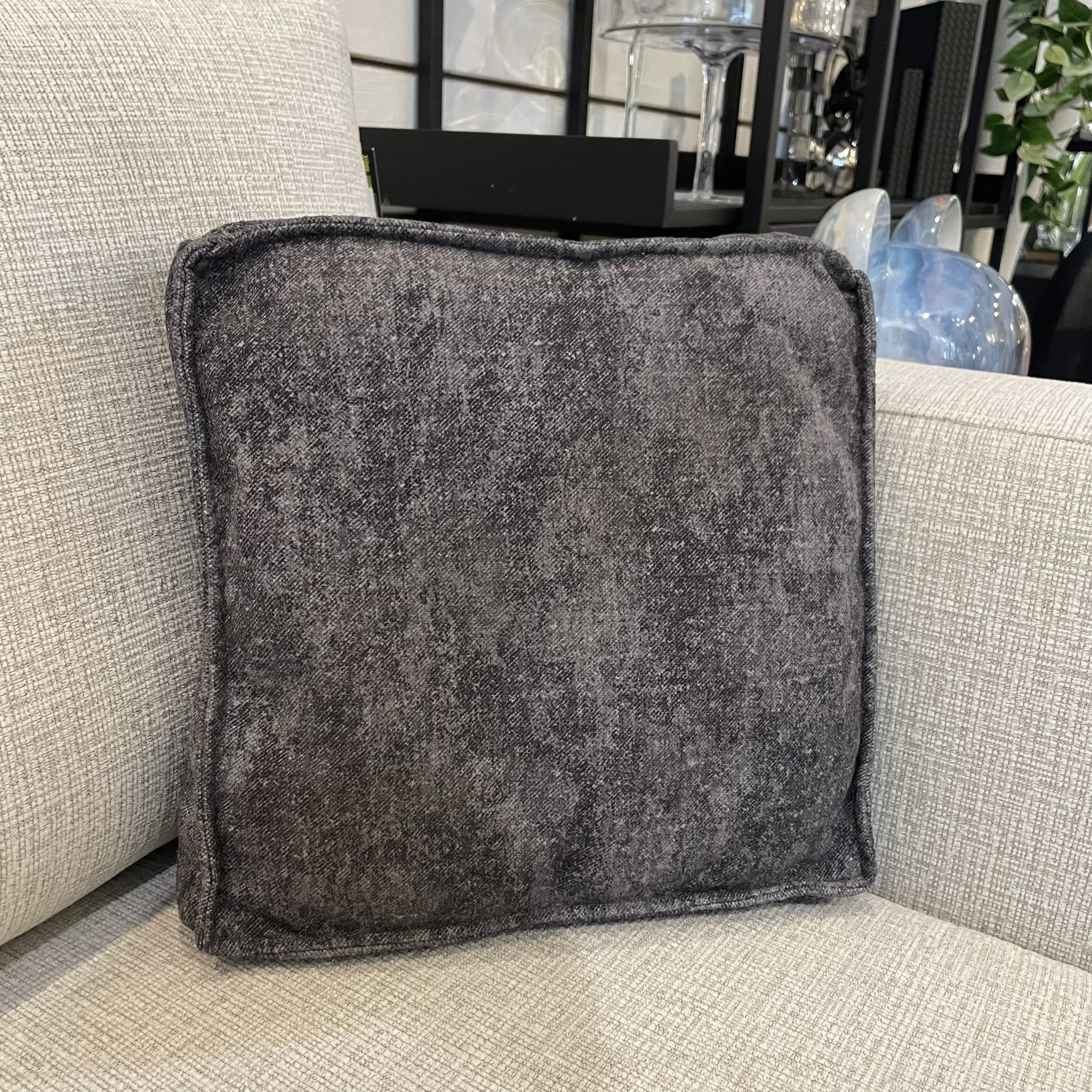 כרית נוי מרובעת דגם מני 35/35 - 2 אחרונות !