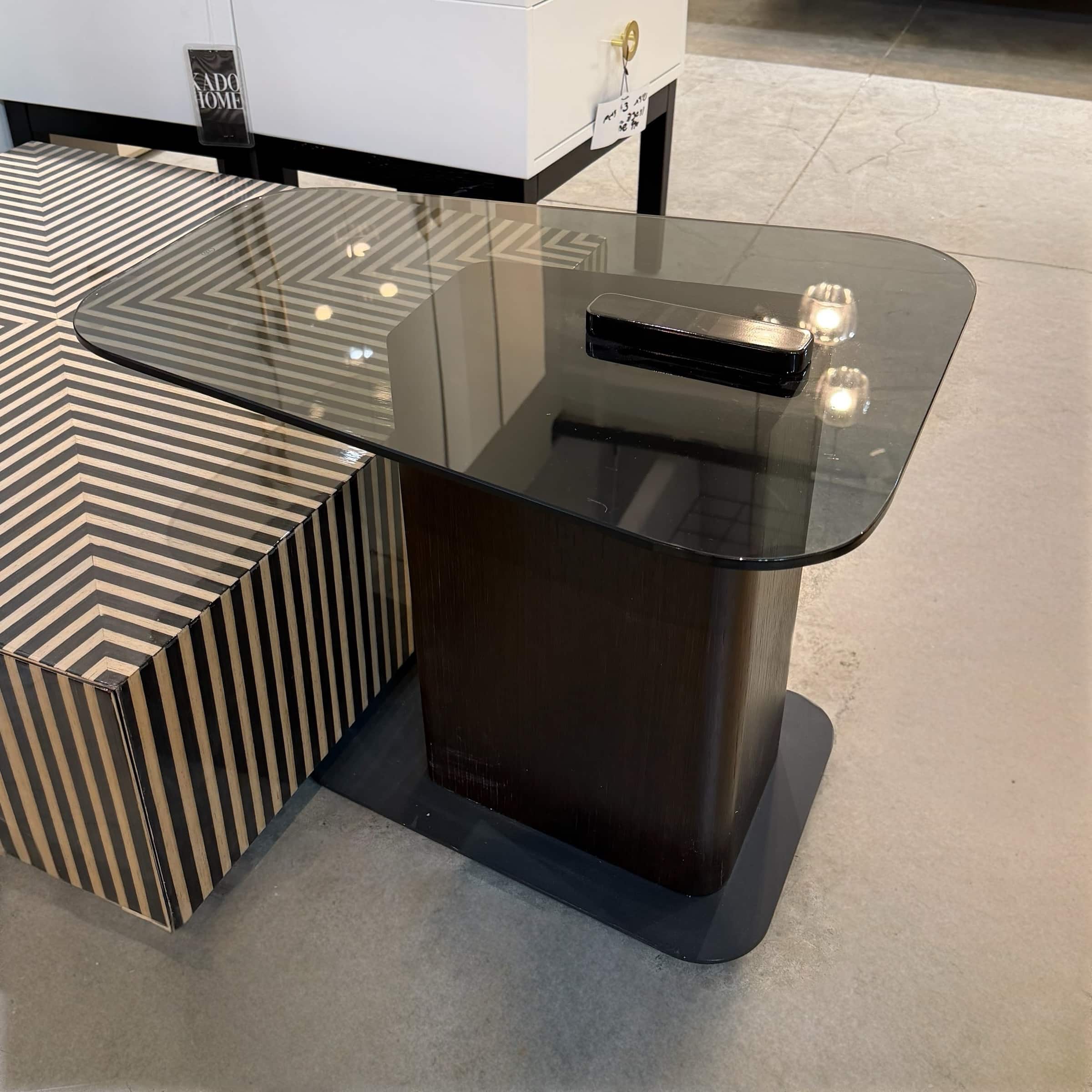 נשכן מלבני רגל שחור טקסטורה טופ זכוכית כהה דגם קימי - חיסול