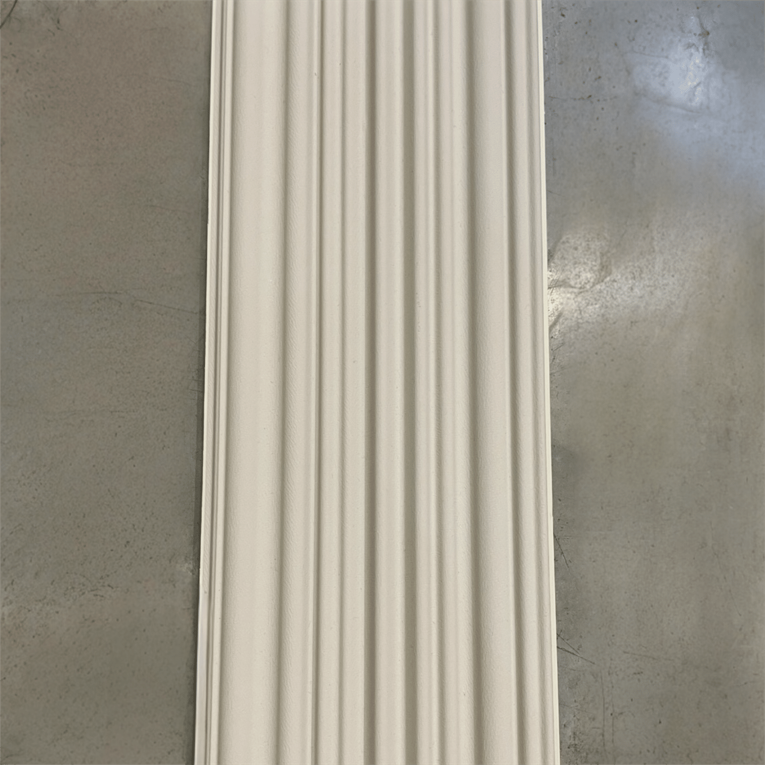 חיפוי קיר דגם ״פאלאס״ גוון בז׳ סהרה 15/290