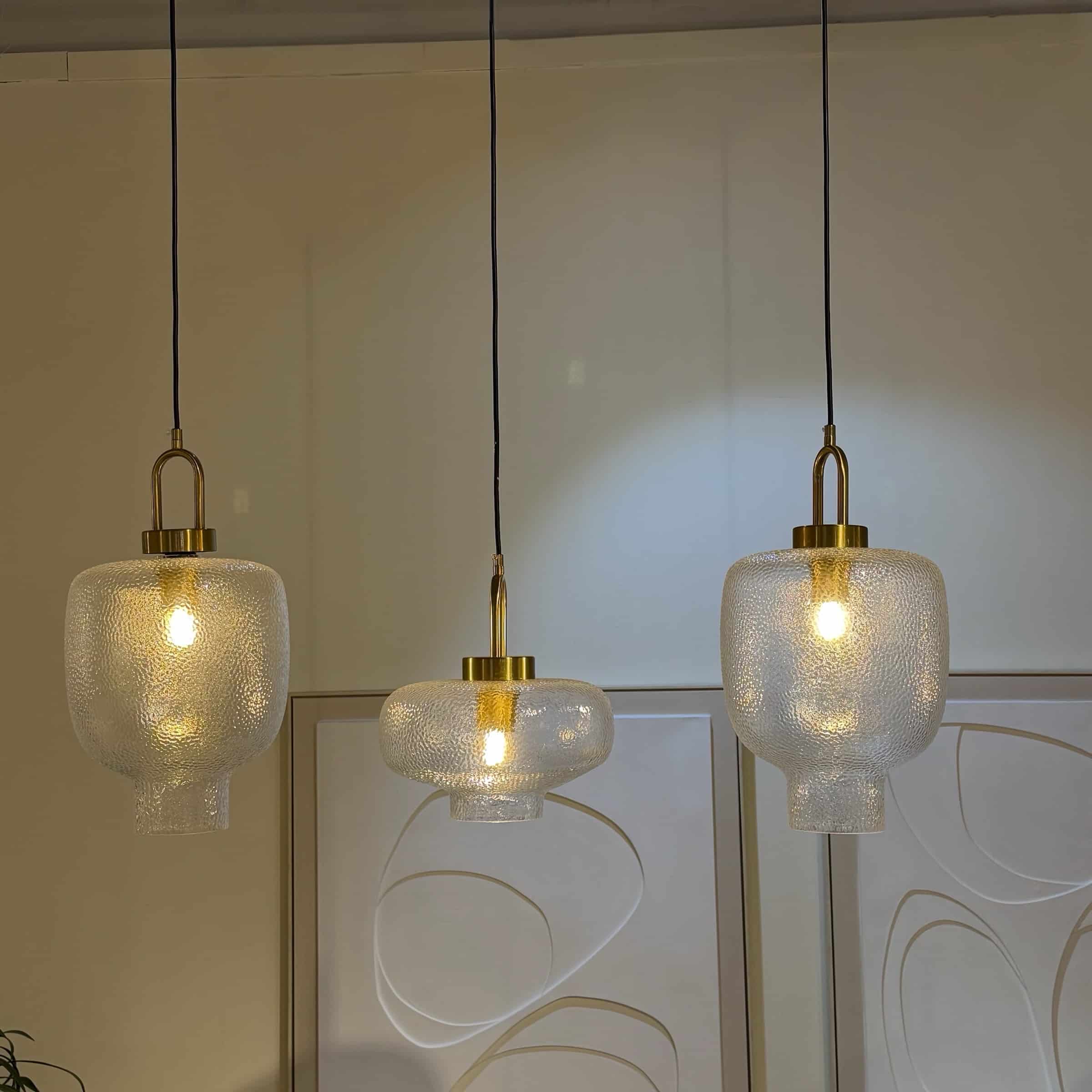 מנורה תליה מעוצבת זכוכית שייפ שקוף דגם פלור