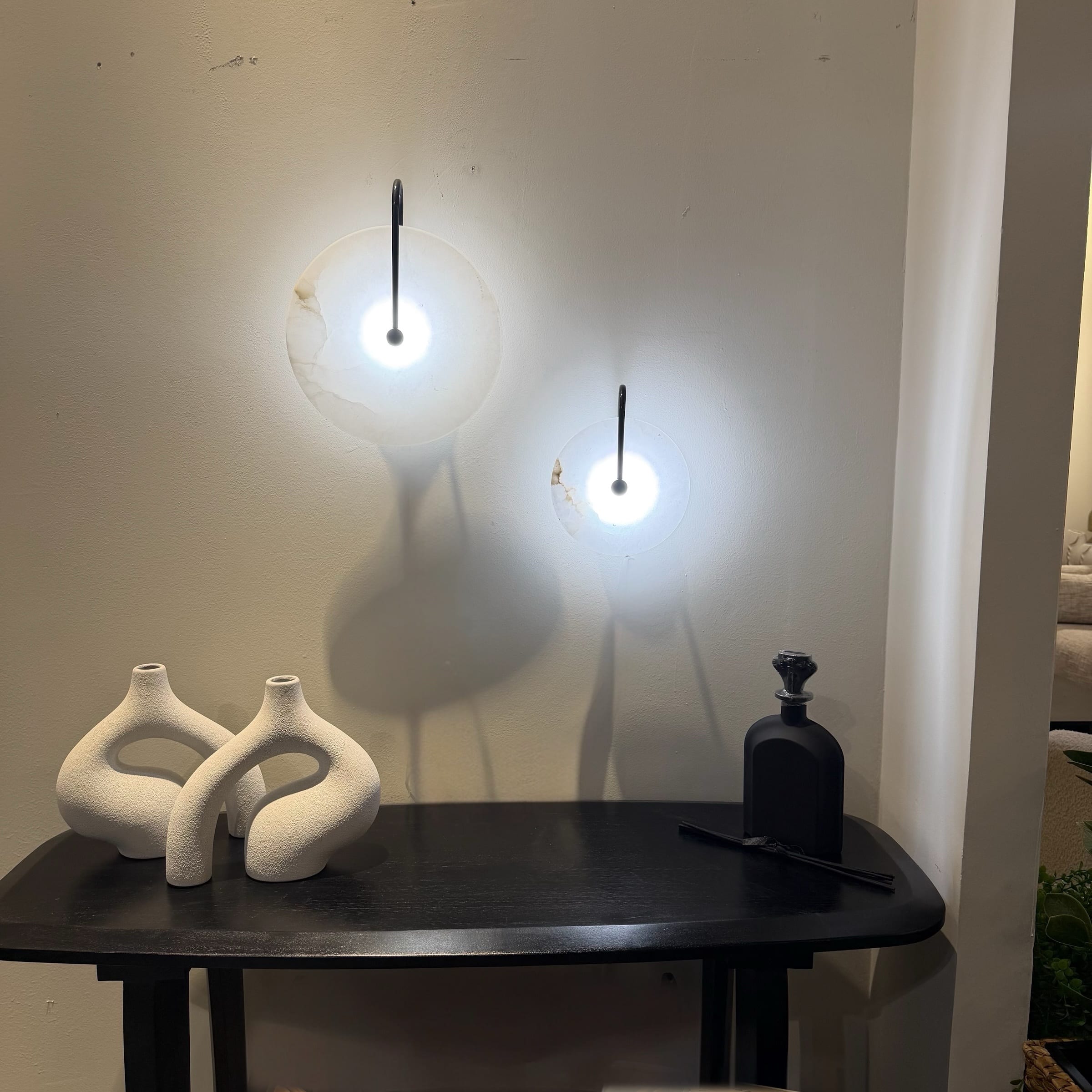 מנורת קיר עגולה מעוצבת מארבל קופר דגם פלור