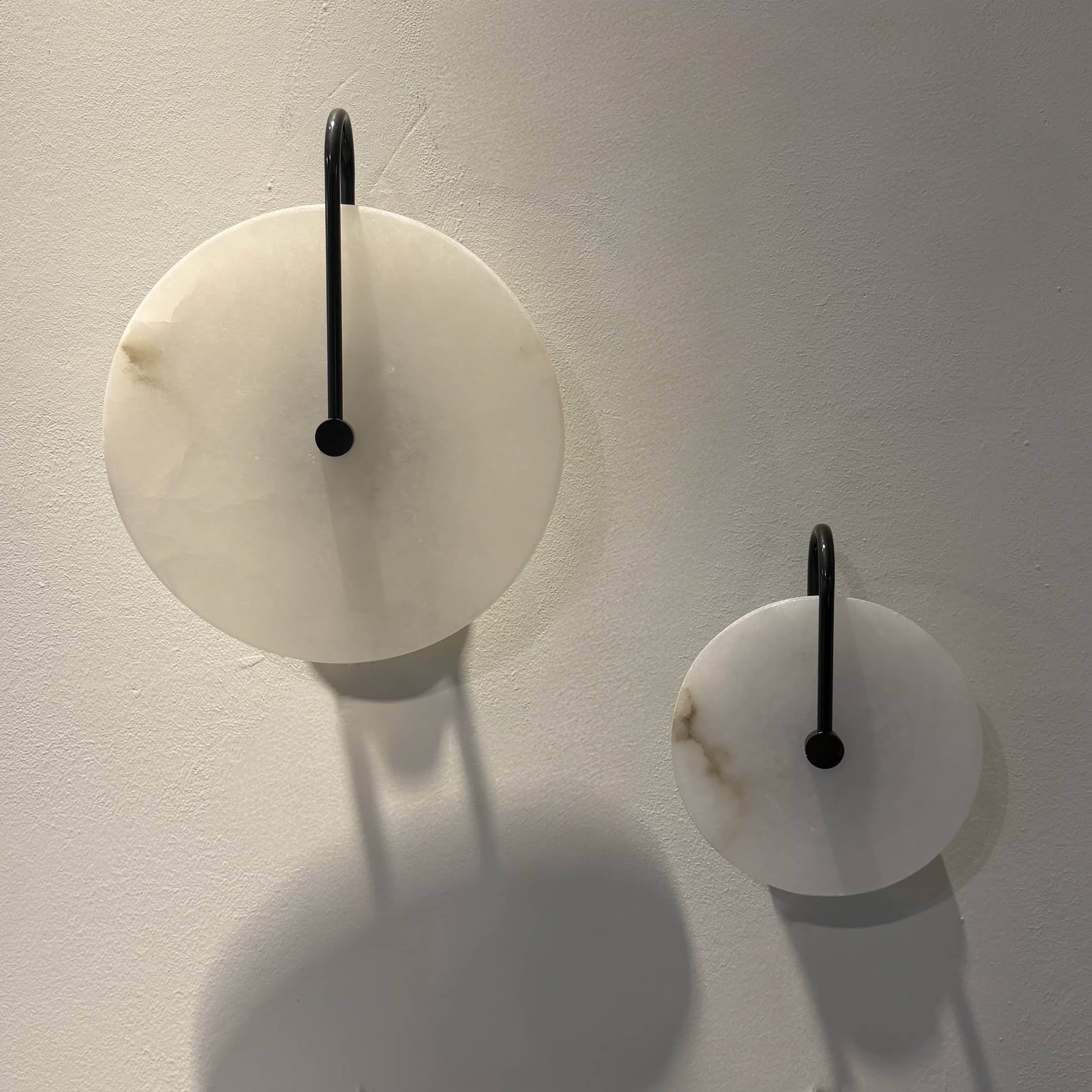 מנורת קיר עגולה מעוצבת מארבל קופר דגם פלור