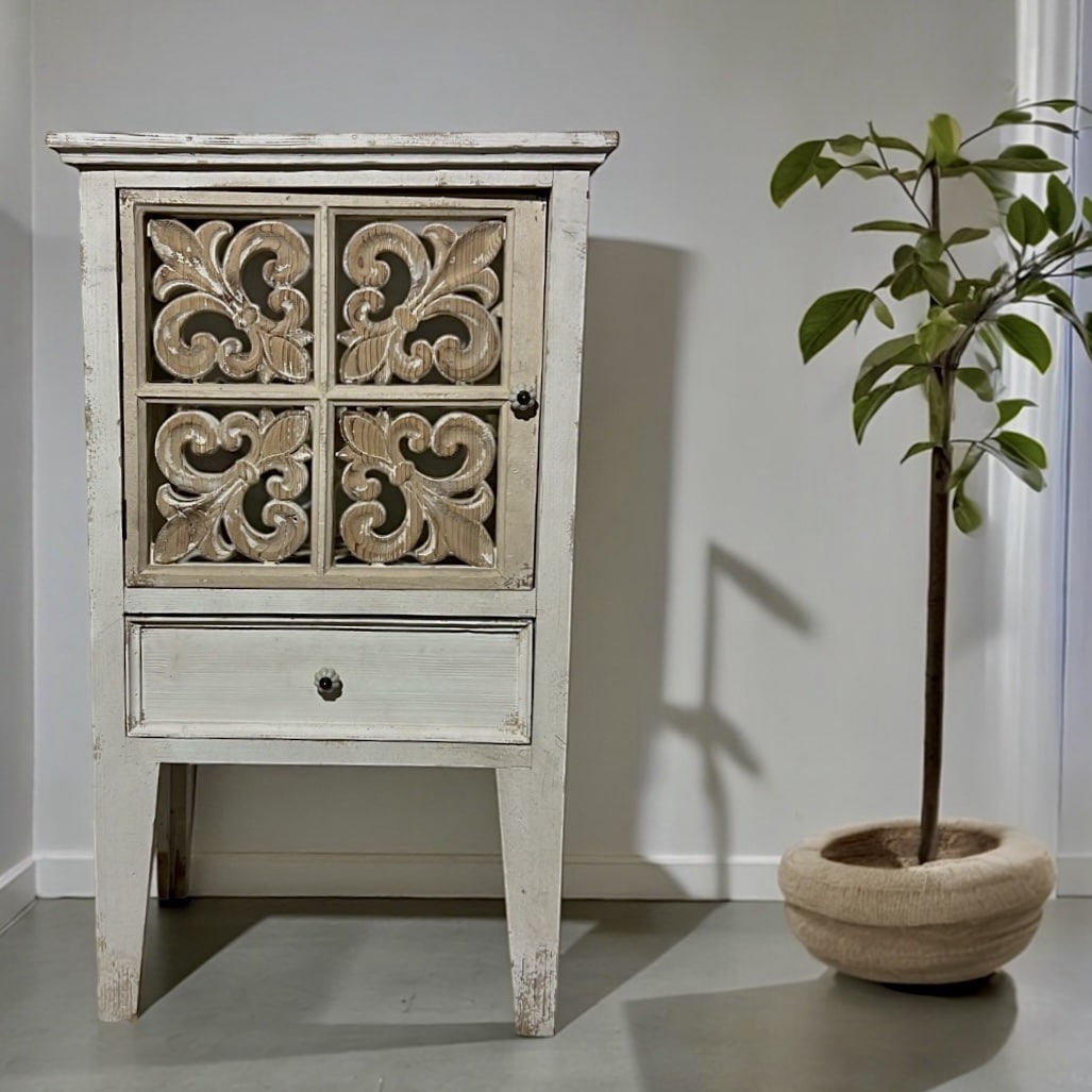 קומודה עץ מולבן עיטורים וינטאג׳ 66/40/115 פגמים קלים -חיסול מתצוגה!