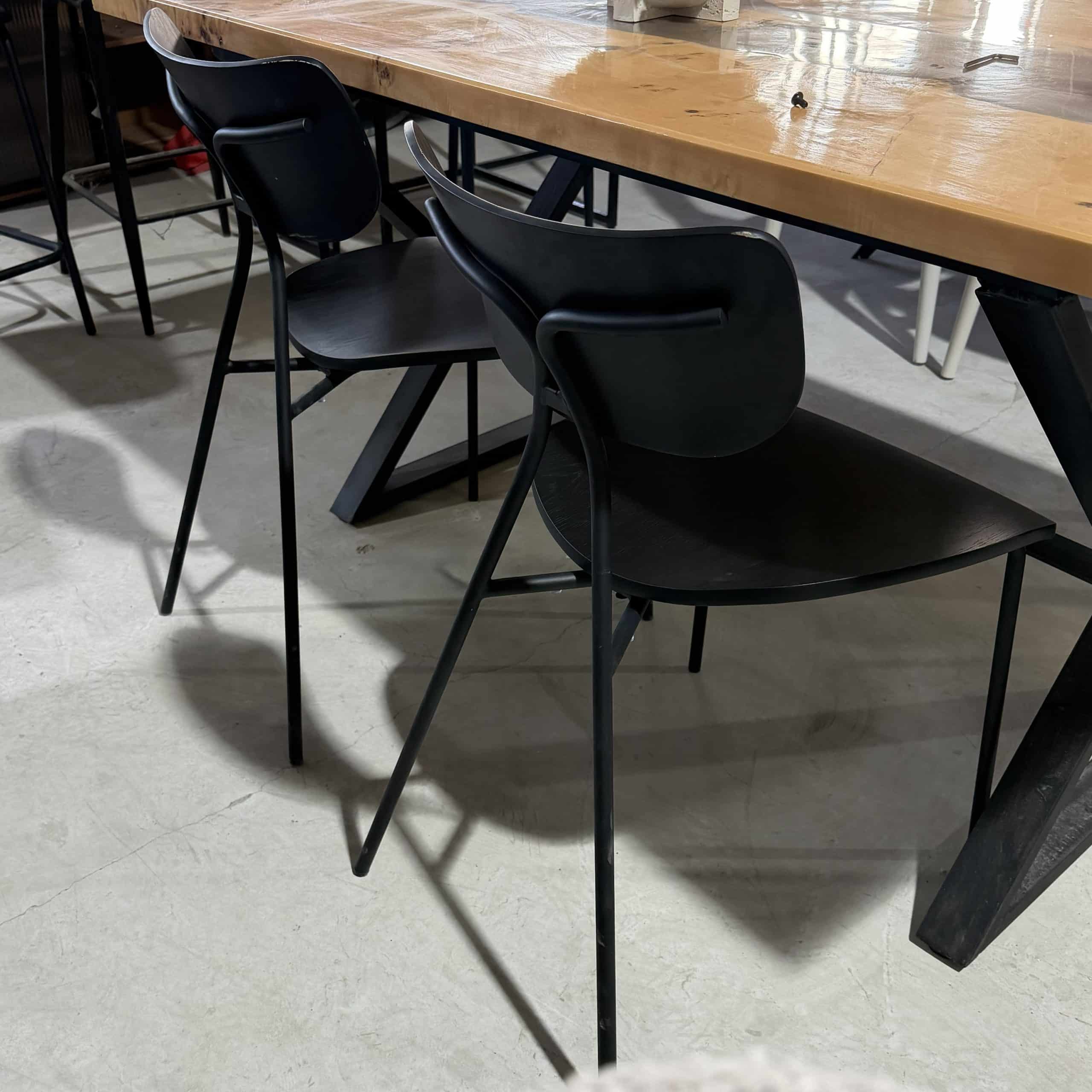 כסא מעוצב מוזס פורניר שחור דגם לאו - 2 אחרונים!