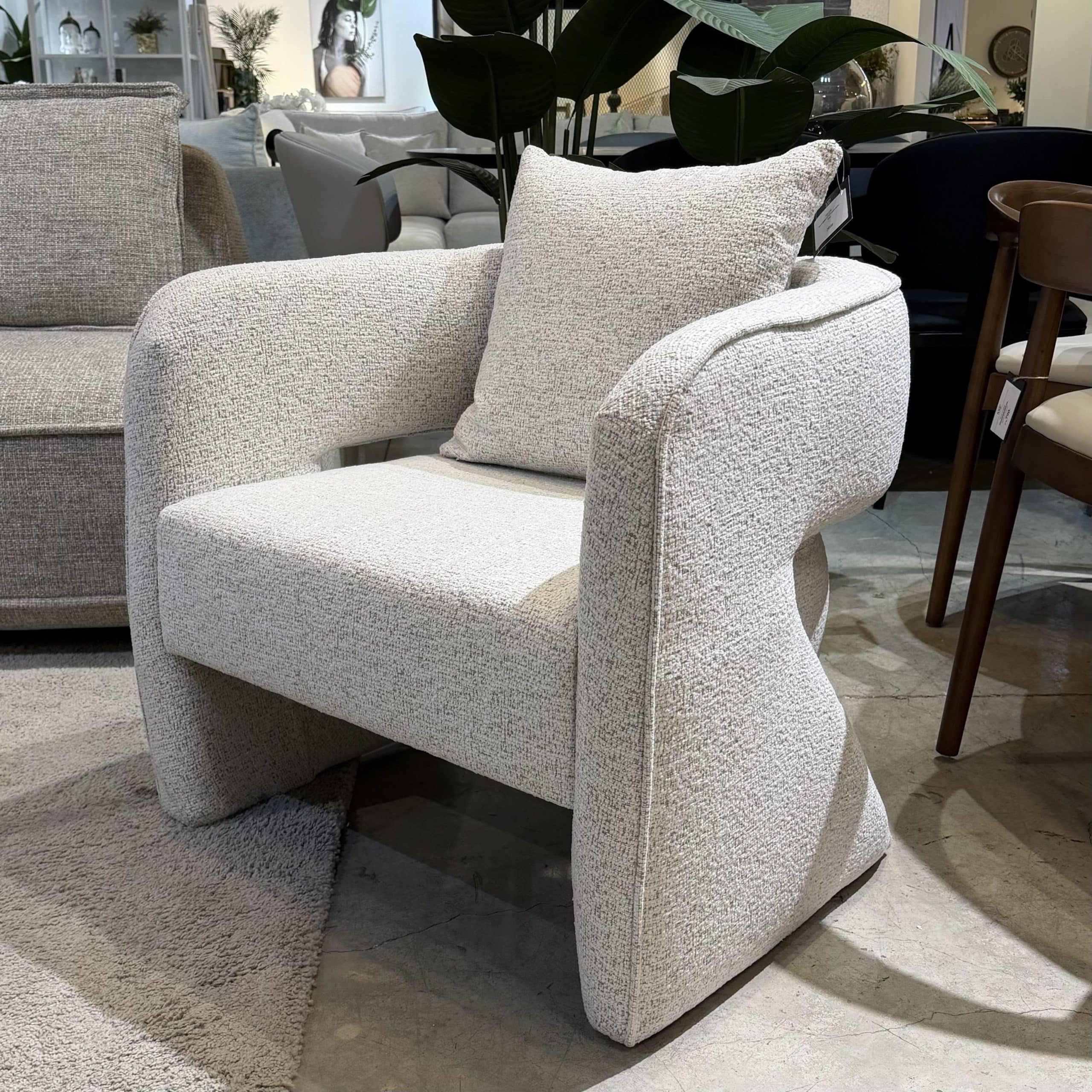 כורסא יוקרתית דגם ביירון | בעיצוב אישי כורסא יוקרתית דגם ביירון | בעיצוב אישי