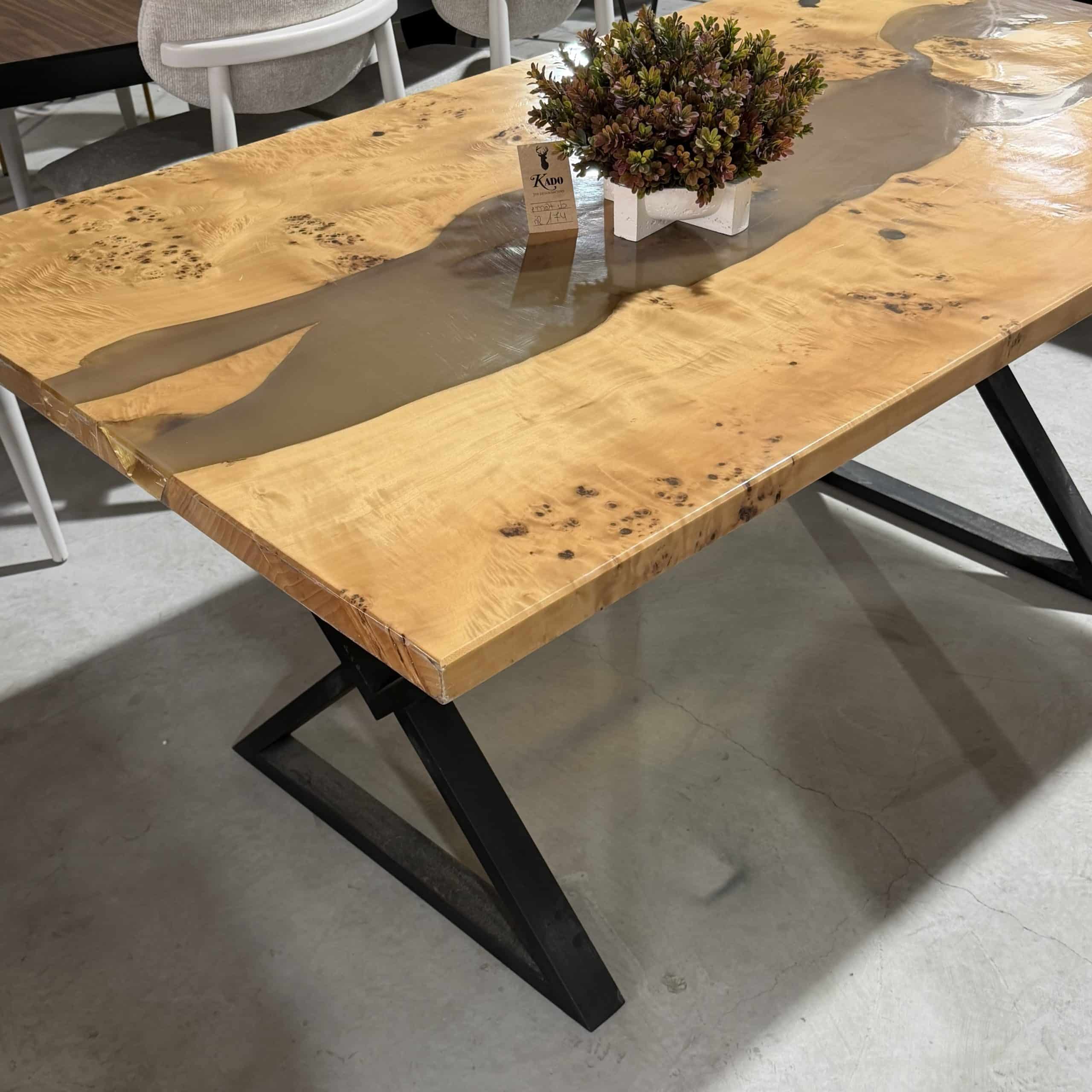 שולחן אוכל מעוצב גזע אפוקסי 170/93 - חיסול עודפים!