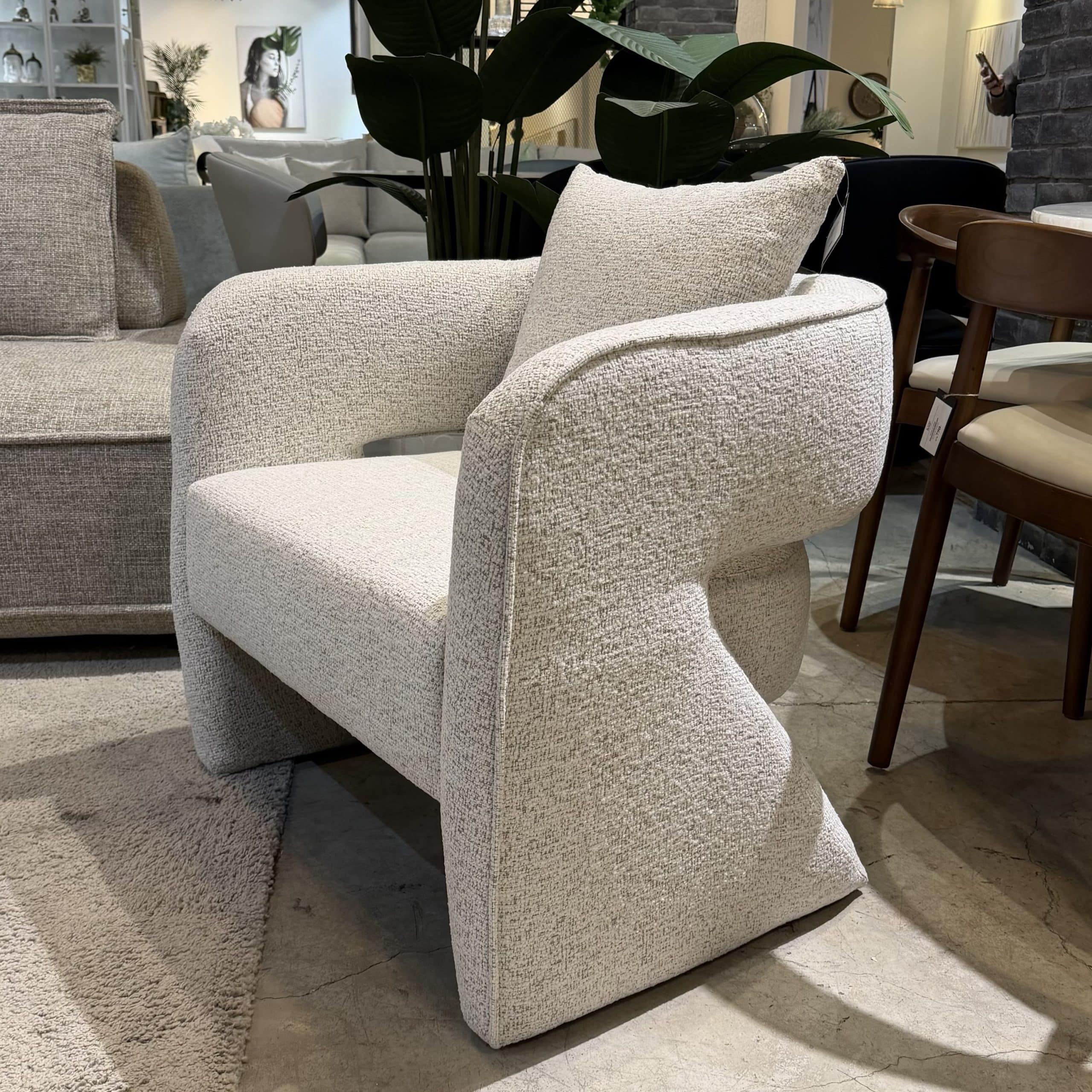 כורסא יוקרתית דגם ביירון | בעיצוב אישי כורסא יוקרתית דגם ביירון | בעיצוב אישי