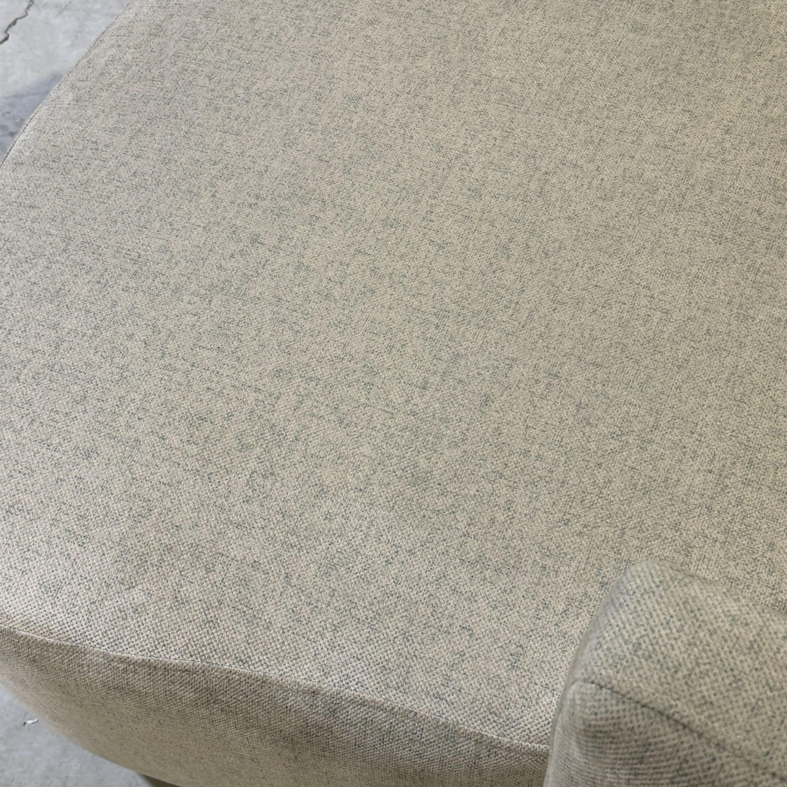 לאב סיט מעוצבת דגם 201 120/140 גוון בז משולב - חיסול עודפים!! לאב סיט מעוצבת דגם 201 120/140 גוון בז משולב - חיסול עודפים!!