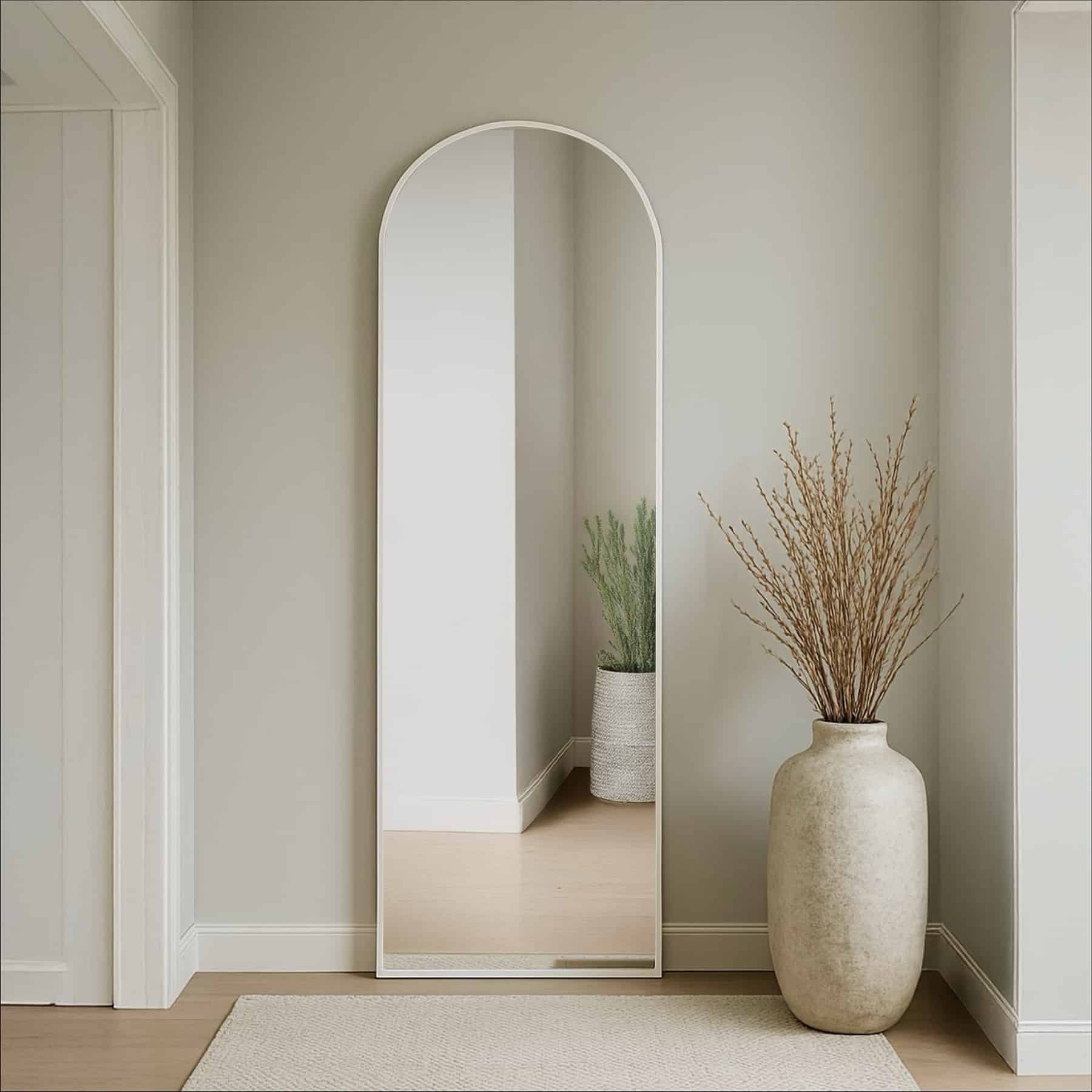 מראה חצי עגולה מסגרת לבנה דגם שחם מראה חצי עגולה מסגרת לבנה דגם שחם